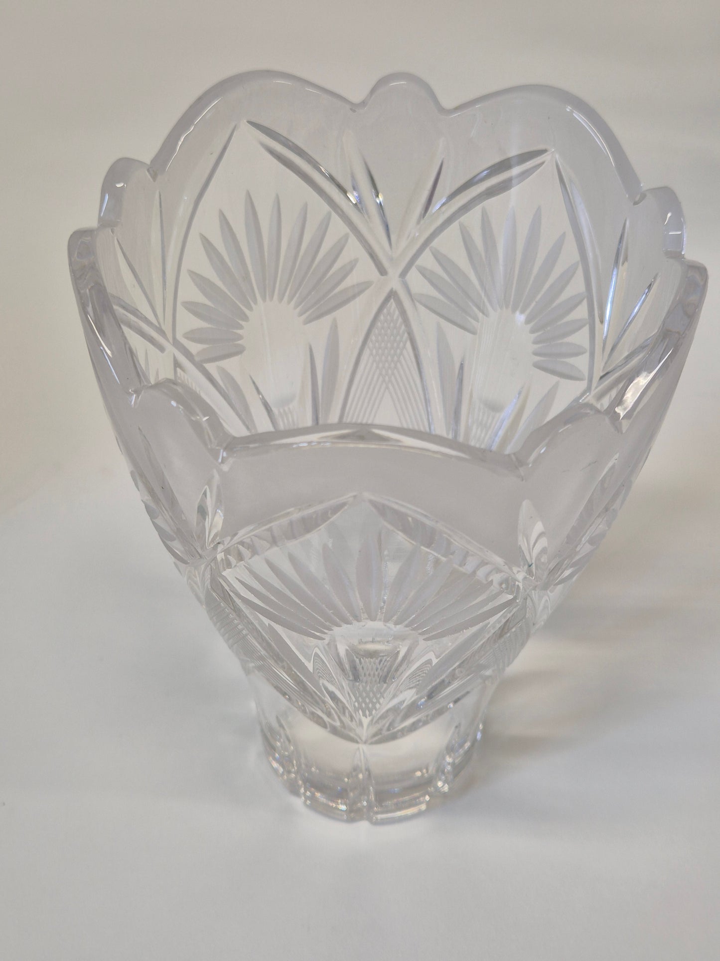 Vintage kristallen vaas - elegant geslepen glas