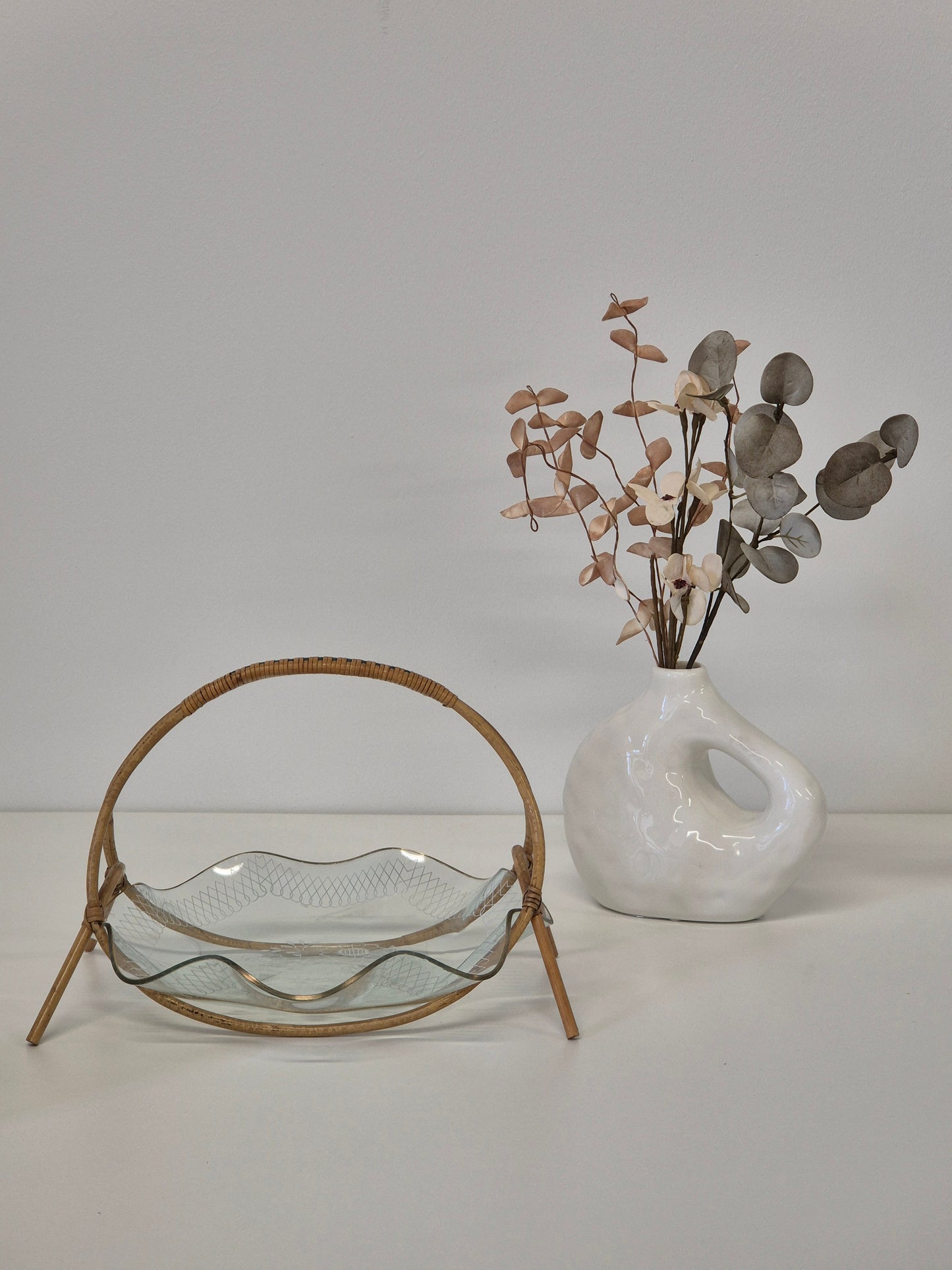 Vintage rotan glazen serveerschaal - ronde natuurlijke serveerschaal