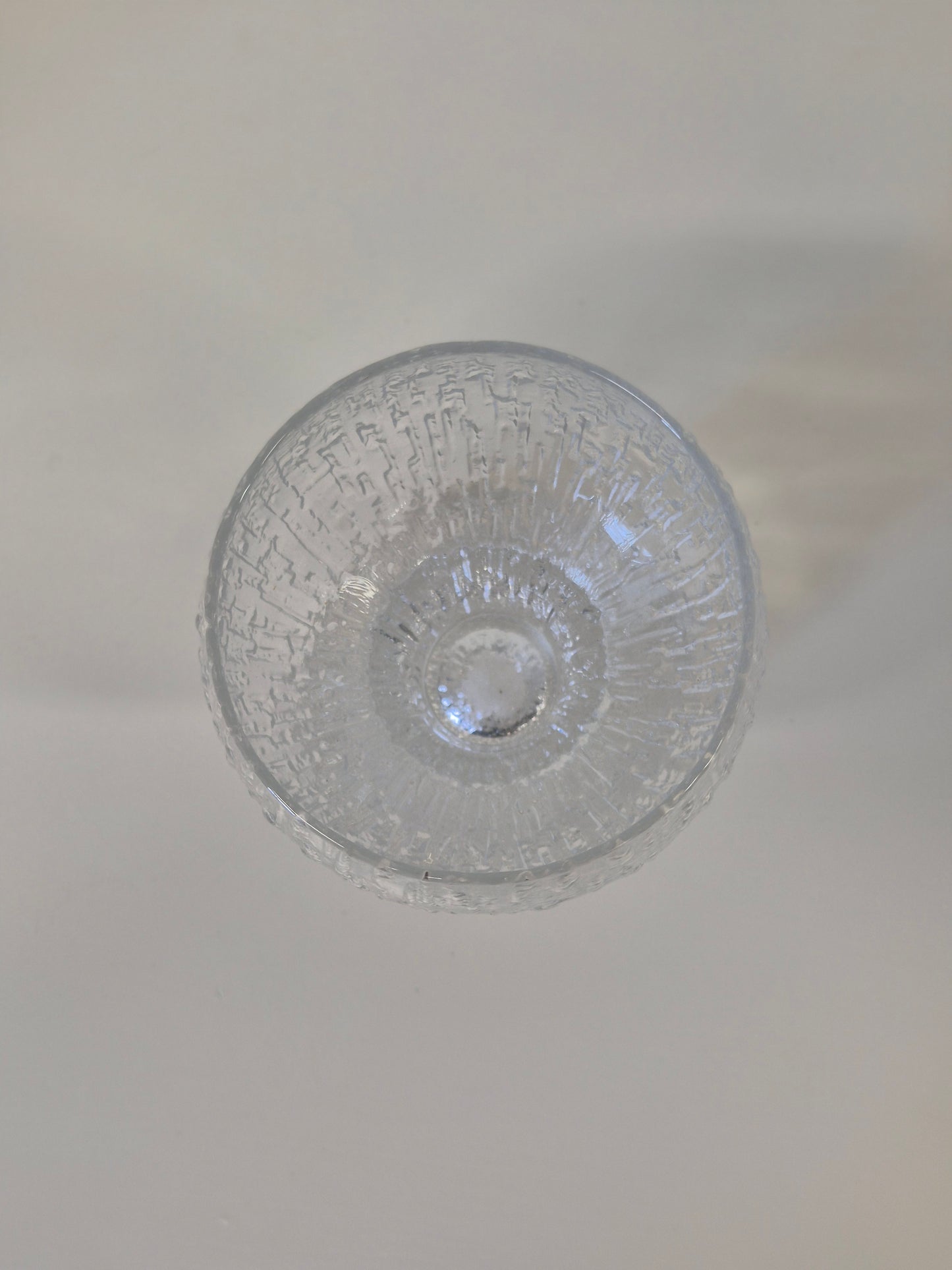 Iittala Kekkerit witte wijnglazen van Timo Sarpaneva (1973-1986)