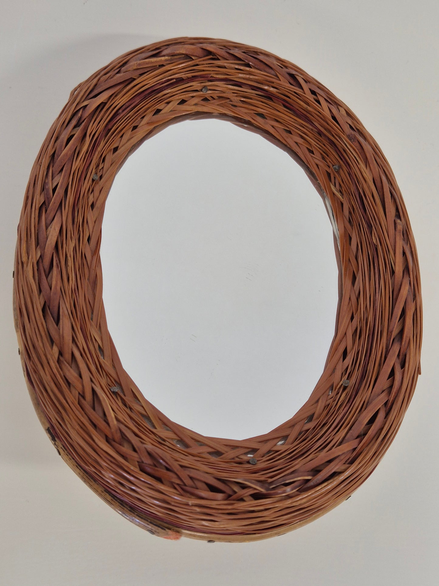 Kleine vintage rotan spiegel