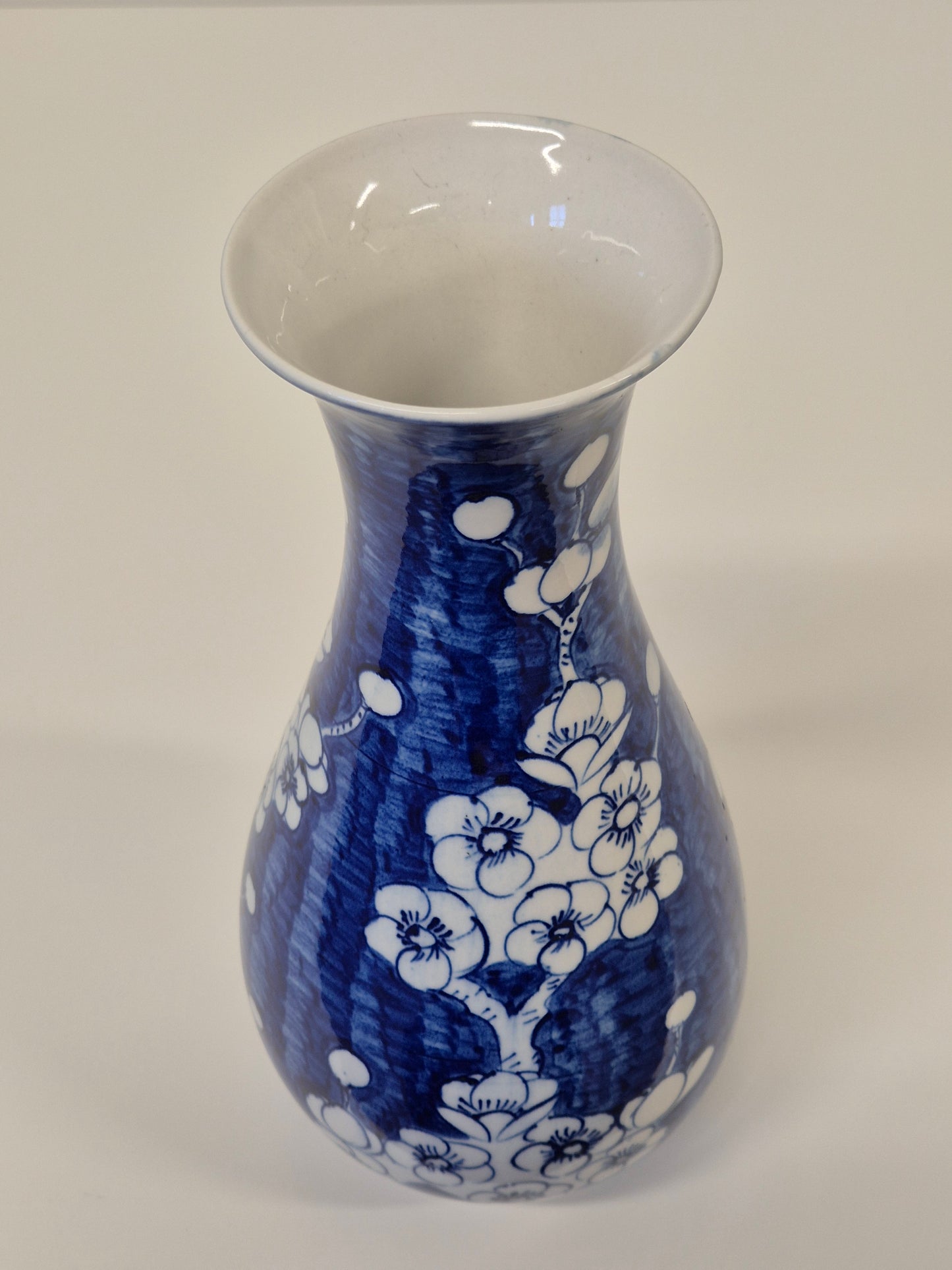 Vintage vaas in Chinese stijl - blauw en wit porselein