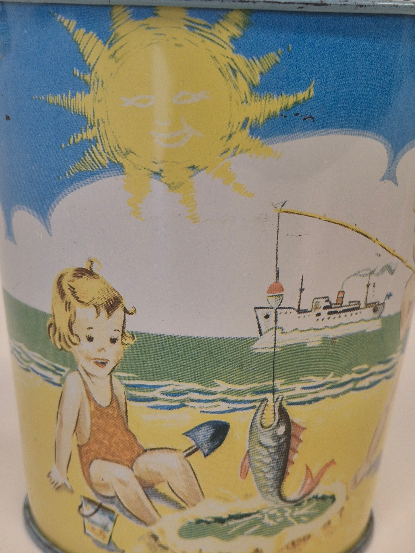Vintage Sand Pail – Retro Beach Toy