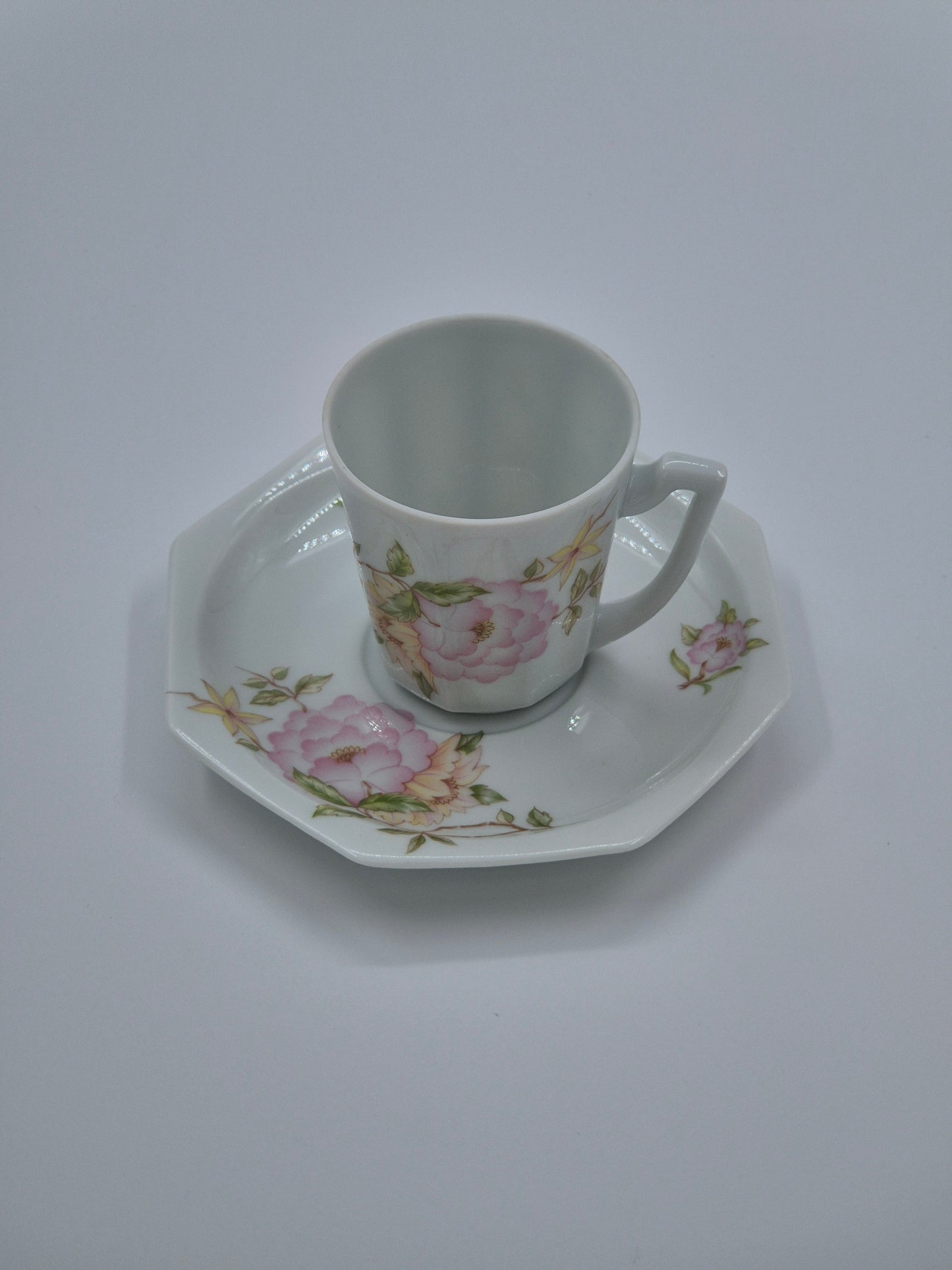 Limoges porseleinen koffiekopje, schoteltje en dessertbord