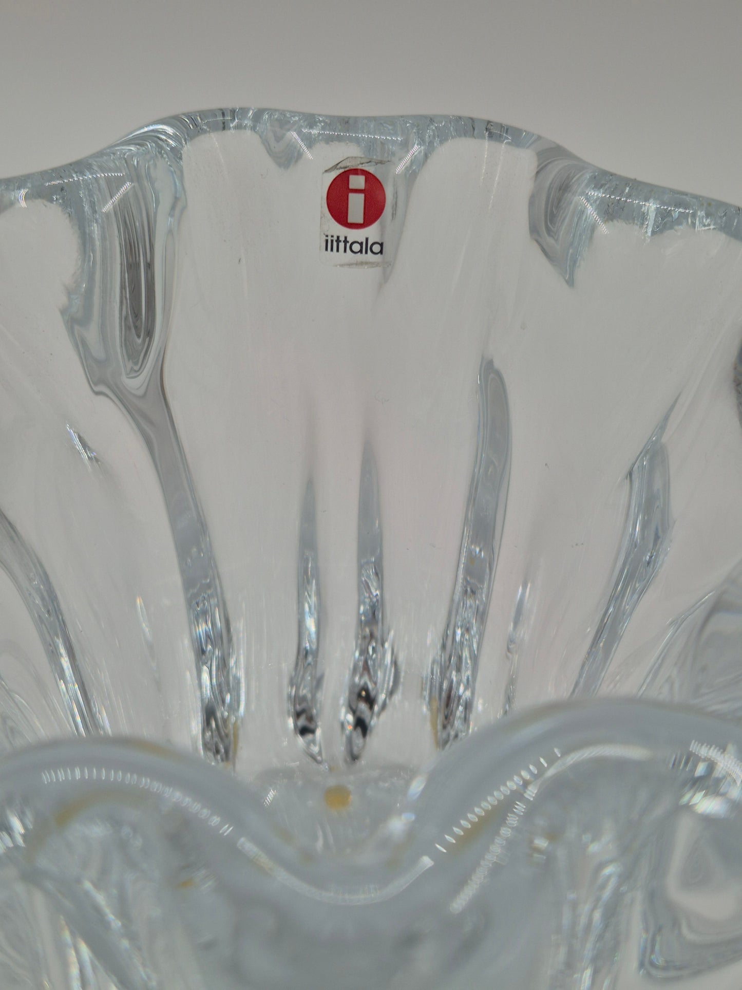 Tapio Wirkkala “Kalvolan Kanto” vaas – gesigneerd Fins kunstglas door Iittala (editie 2009)