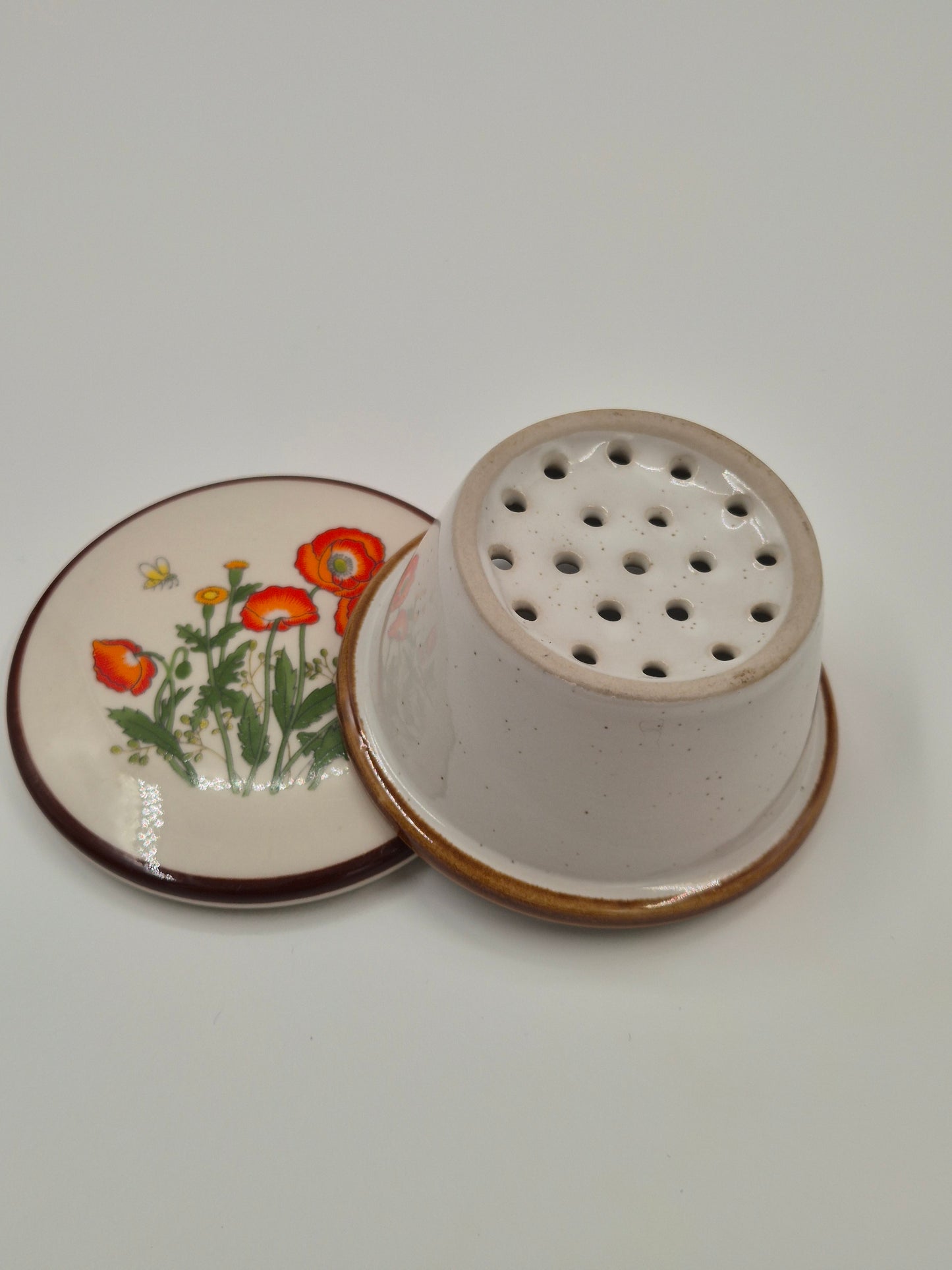 Vintage kruidenpot met deksel