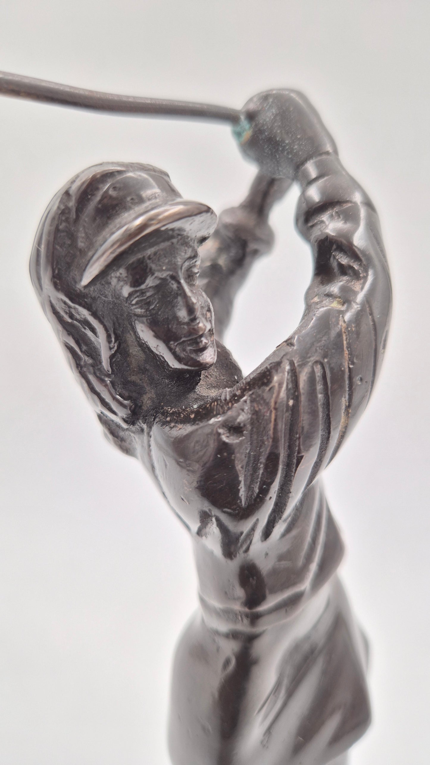 Vintage Bronze Female Golfer Figurine – Mid-Century Sports Sculpture