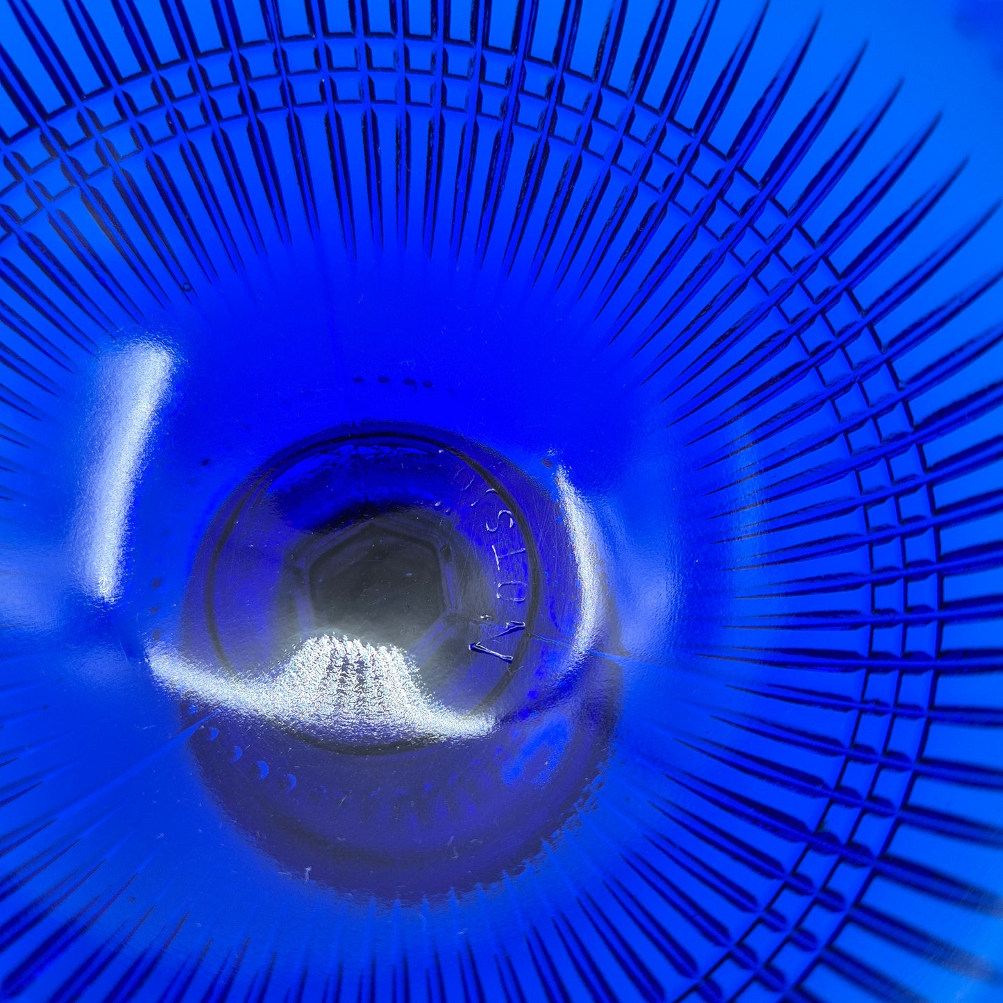 Nuutajärvi Notsjö Blue Glass Bowl – Vintage Finnish Design