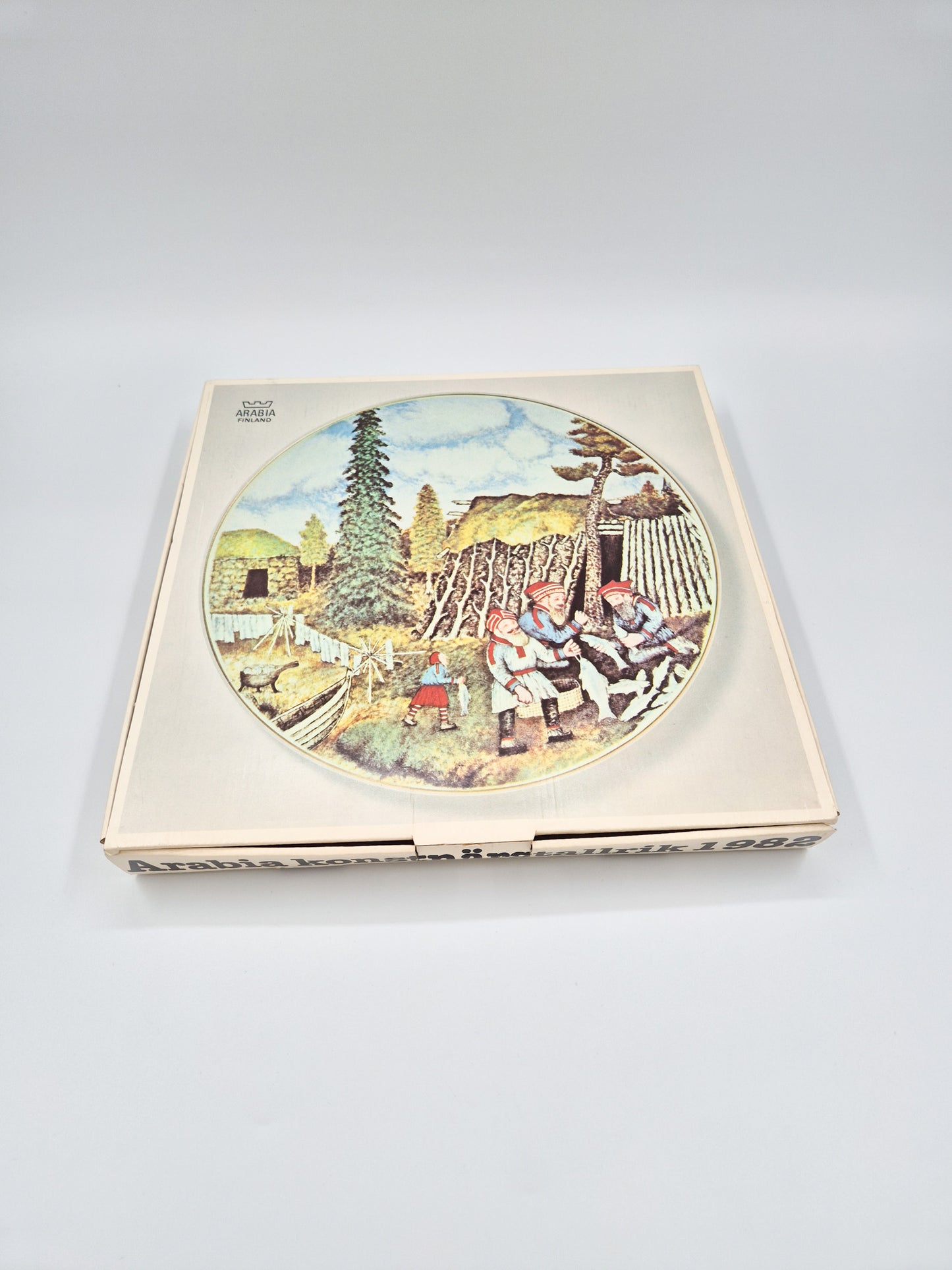 Arabia Finland 1982 Andreas Alariesto Lapland Wall Plate – Limited Edition 7000