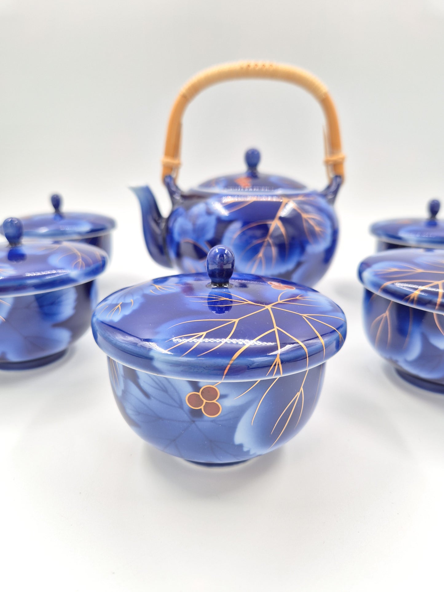 Japanese Fukagawa Seiji Porcelain Tea Set – Teapot with 5 Cups