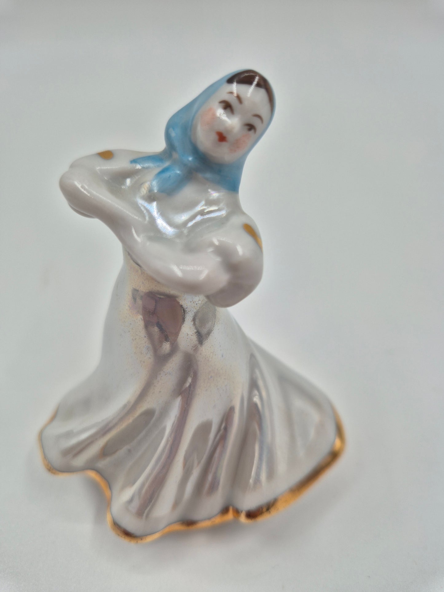 Vintage Dulevo Dancer Figurine
