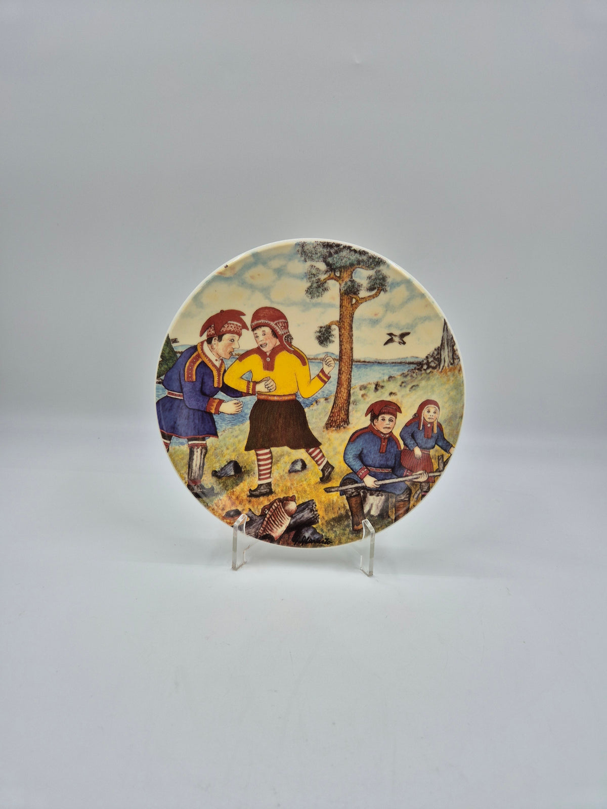 Arabia, Andreas Alariesto, Juhlat Luonnossa Wall Plate, Finnish Lapland, Naïve Art, 19.5 cm