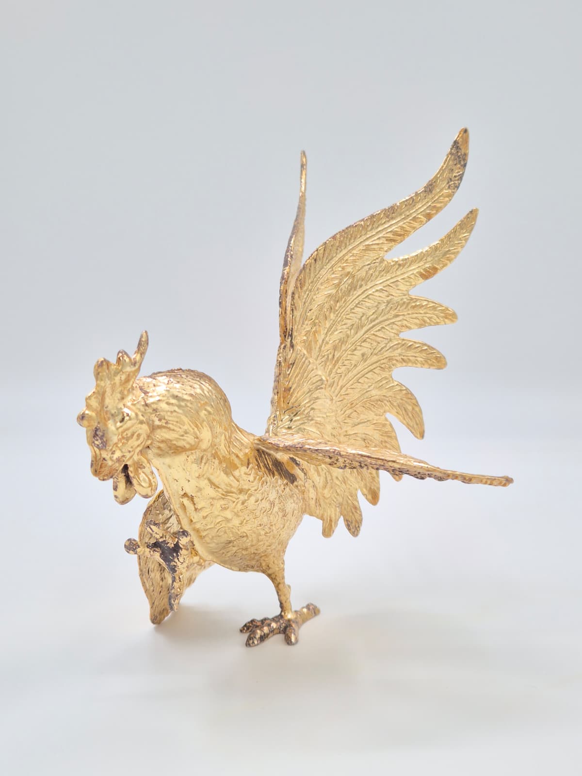 Vintage metalen haan sculptuur