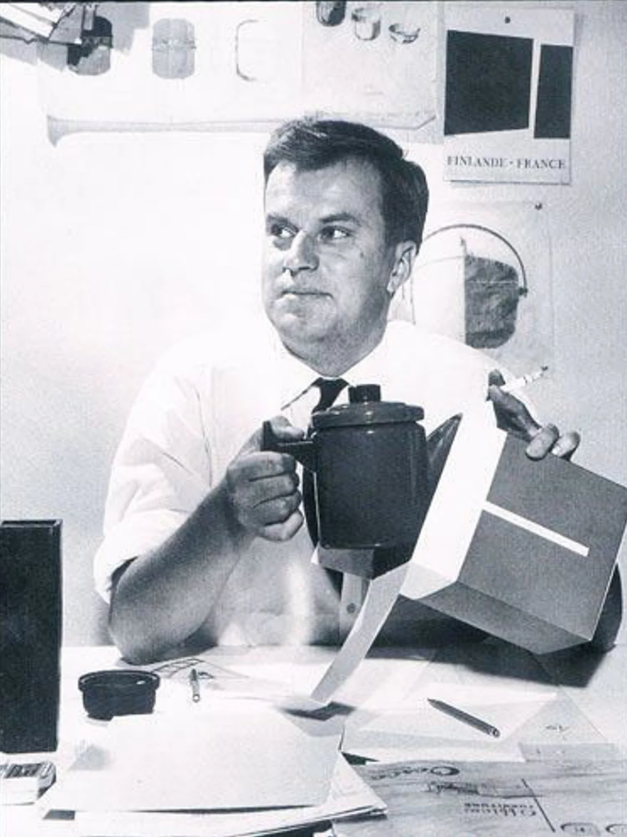 Pehtoori Enamel coffee pot / Enamel tea pot - Made in Finland 1957