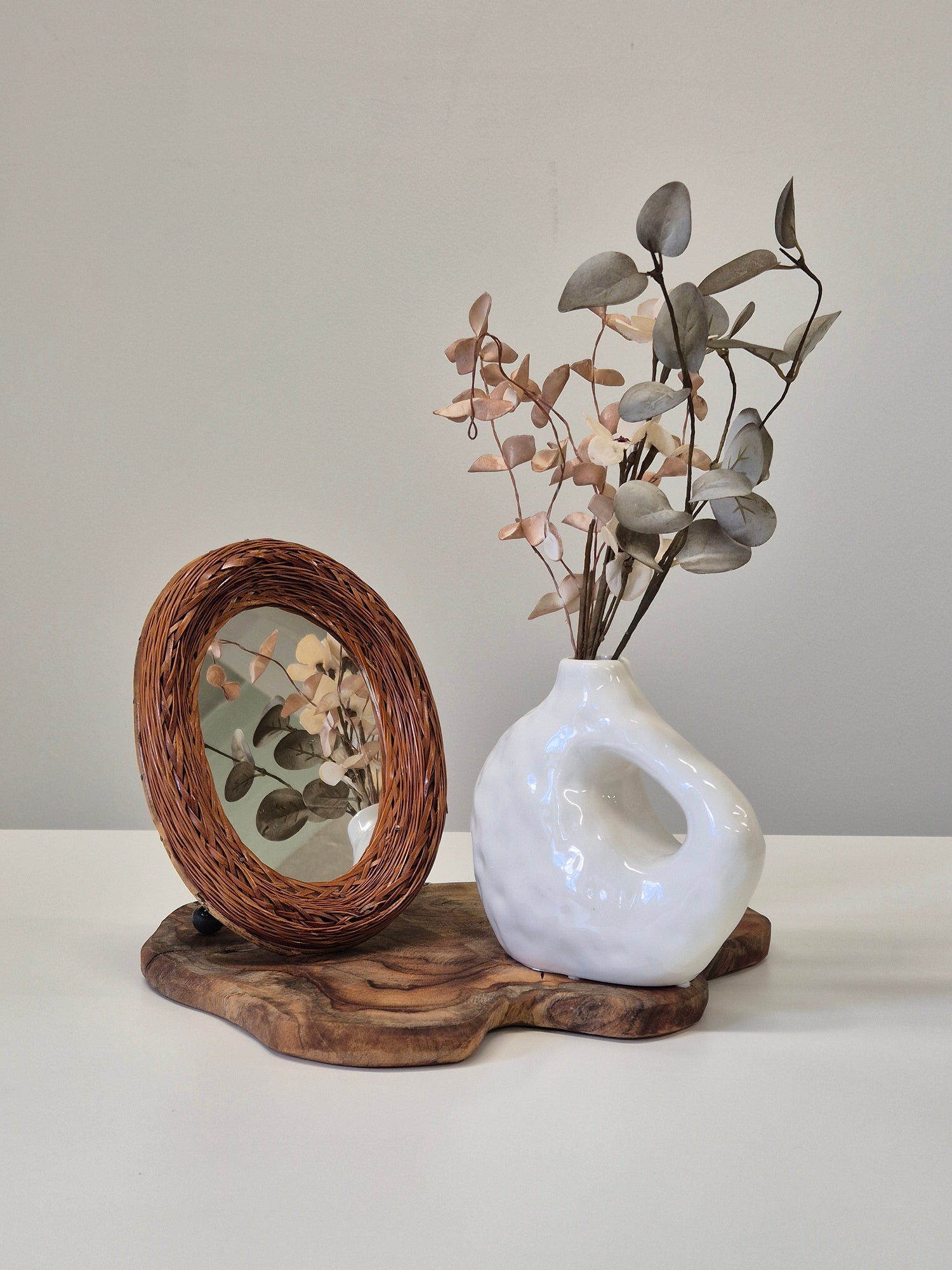 Paintings and Mirrors