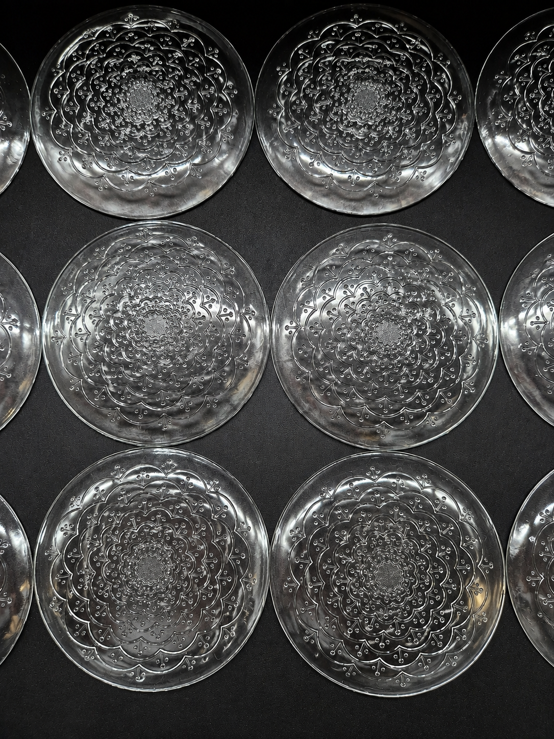 Set of 12 | Riihimäen Lasi Pitsi Plates – Helena Tynell, 1981