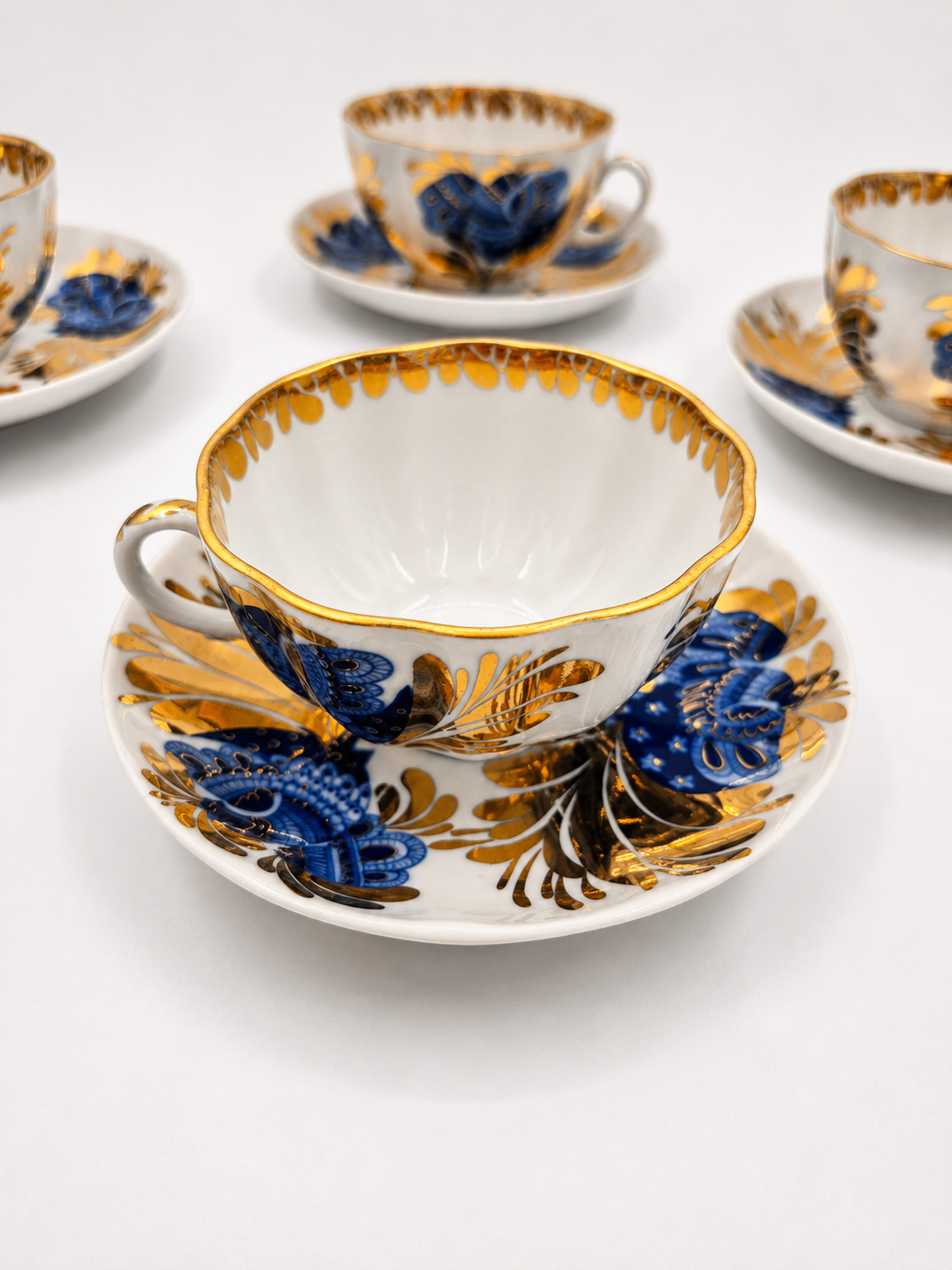 Set of 4 Vintage Lomonosov LFZ Tea Cup & Saucer