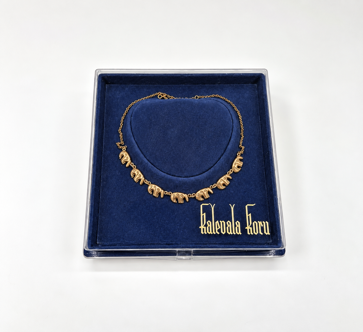 Kalevala Koru "Kalevankarhu" Bear Necklace, Alkuaika, Kaisaleena Mäkelä, Bronze, 40–45 cm