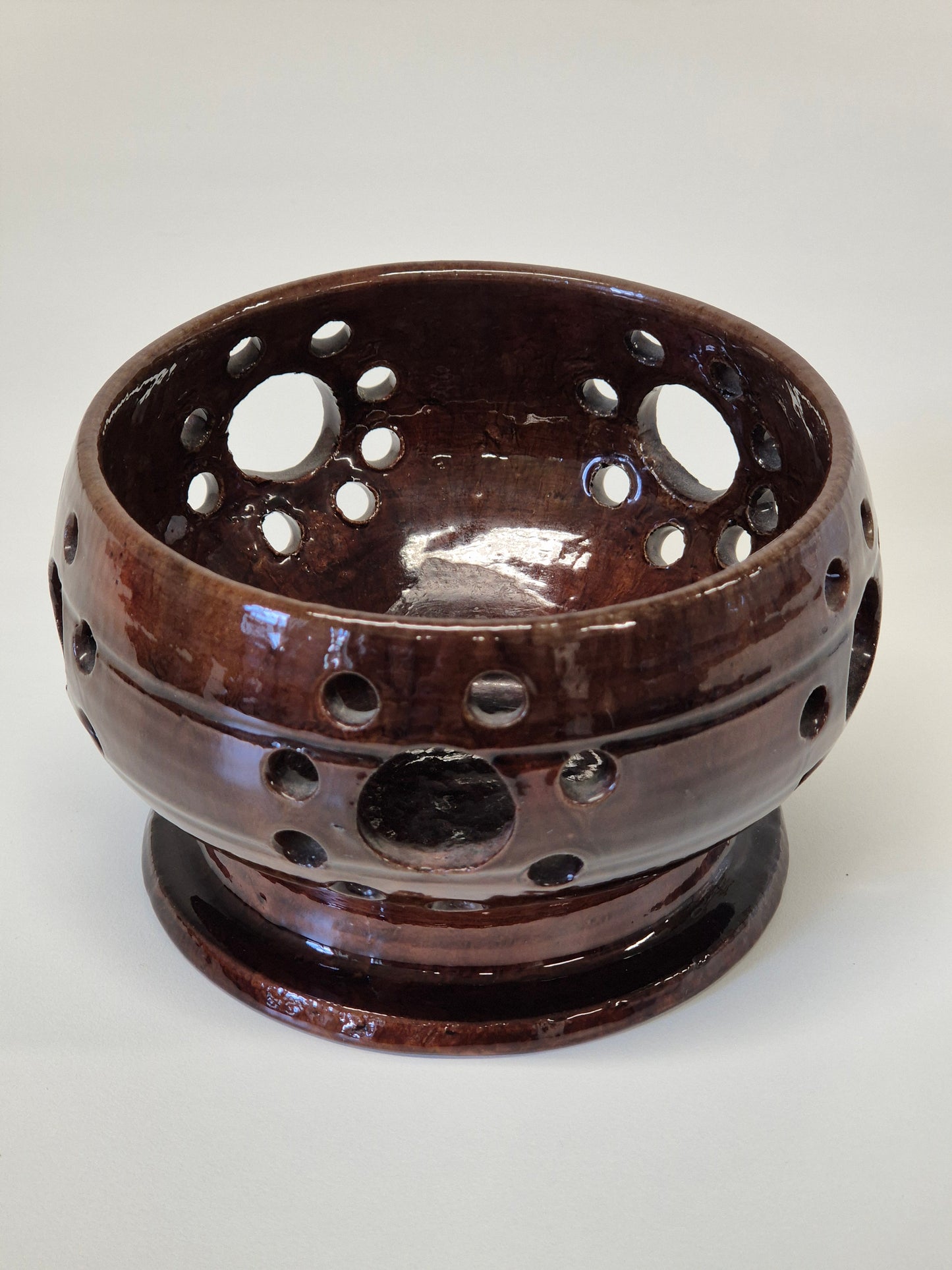 Vintage Beldjuskin Clay Pot – Handcrafted Rustic Ceramic Vessel