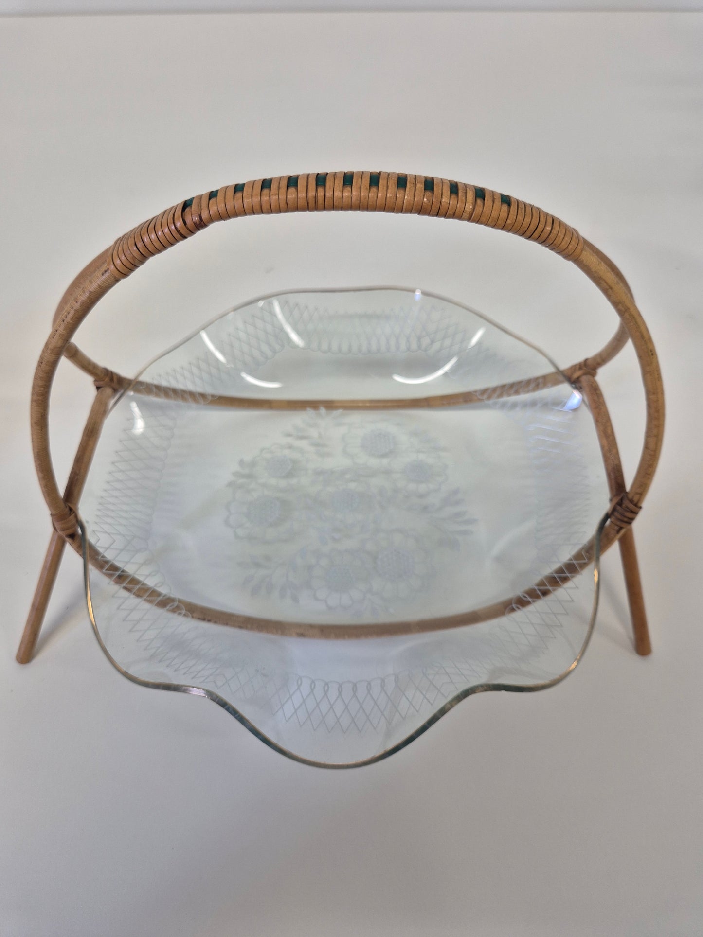 Vintage rotan glazen serveerschaal - ronde natuurlijke serveerschaal