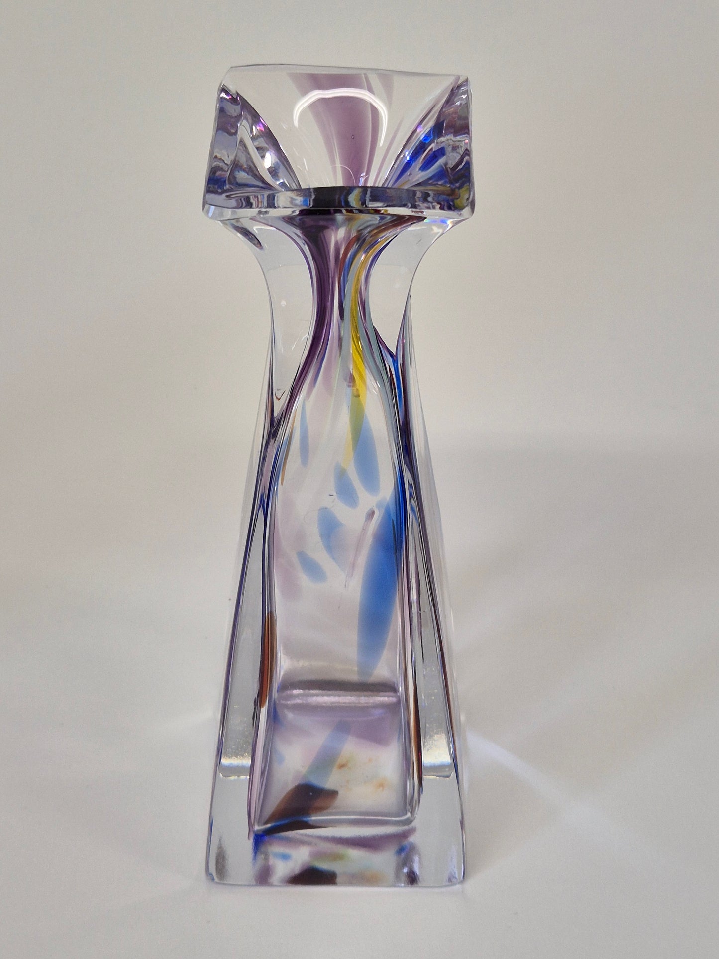 Russische gekleurde loodkristallen vaas - vintage handgesneden kunstglas