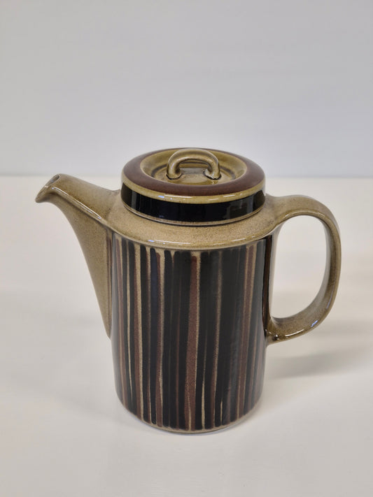 Arabia Kosmos Coffee Pot by Gunvor Olin-Grönqvist (1963–1976)