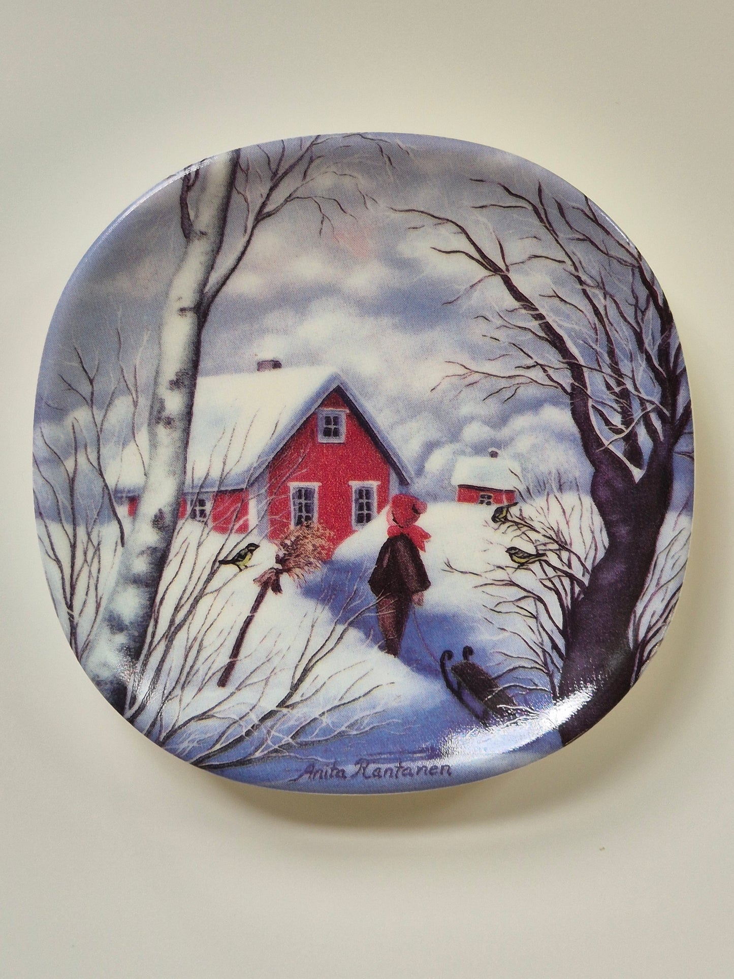 Arabia “Kotiseutu” Wandbord – Anita Rantanen-Siewers (1995)