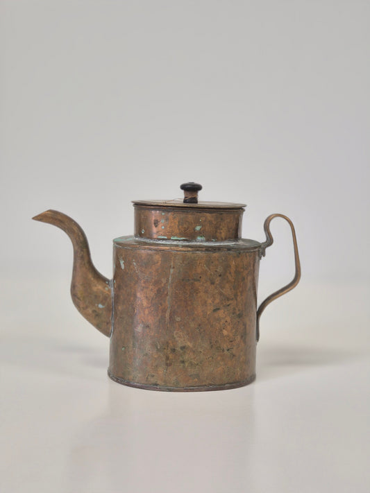 Vintage koffiepot – tijdloze elegantie voor dagelijks koffiezetten