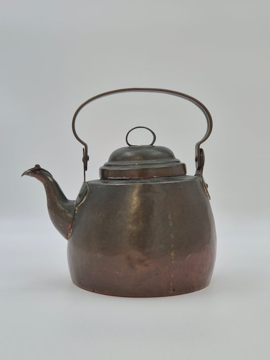 Vintage W. Bergström Hämeenlinna koperen theepot – Fins handgemaakt kookgerei
