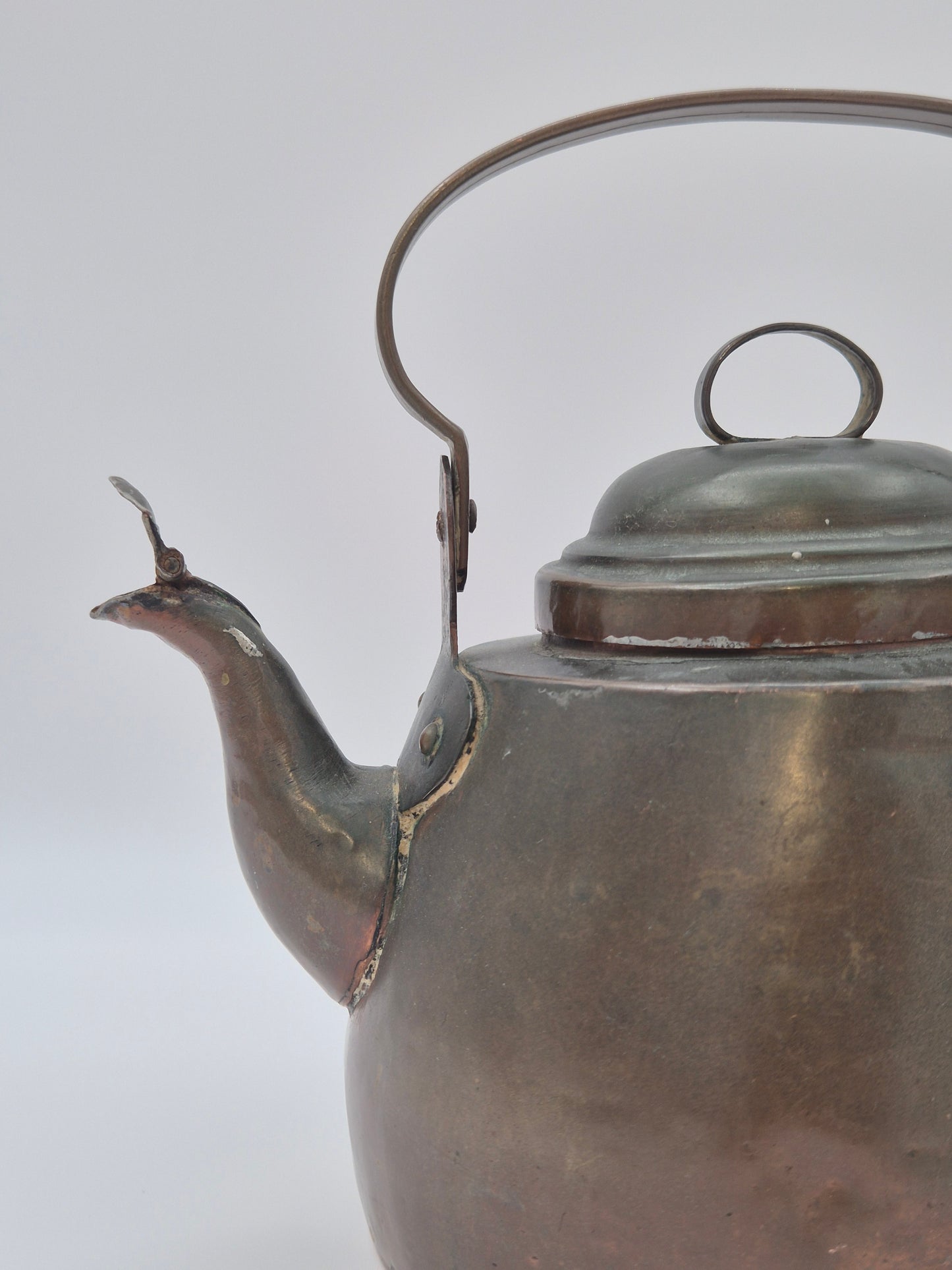 Vintage W. Bergström Hämeenlinna koperen theepot – Fins handgemaakt kookgerei
