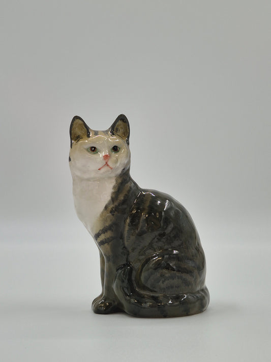 Vintage Beswick kattenbeeldje – handbeschilderd keramiek