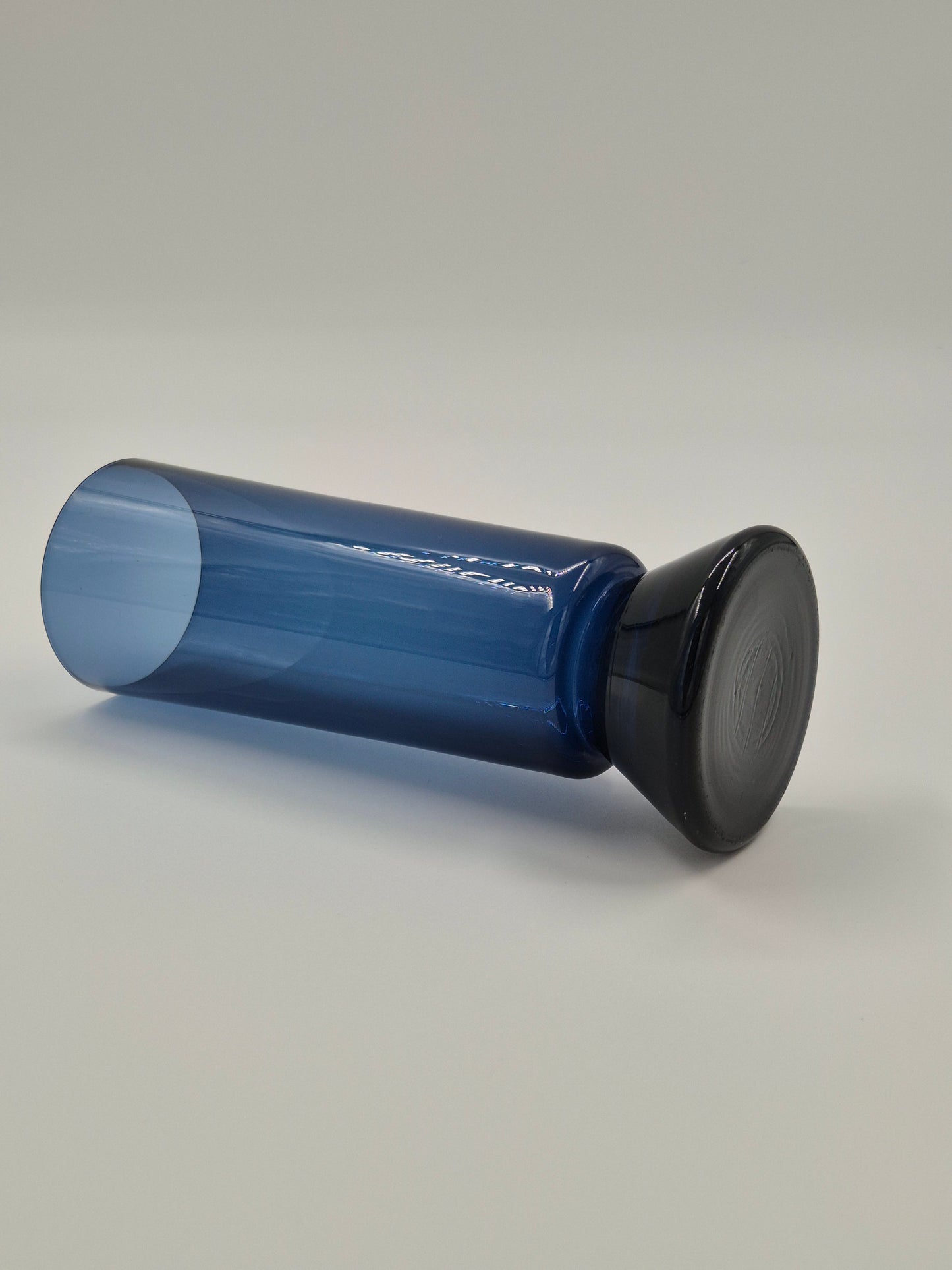 Nuutajärvi Vase 1428 by Kaj Franck (1963-68)