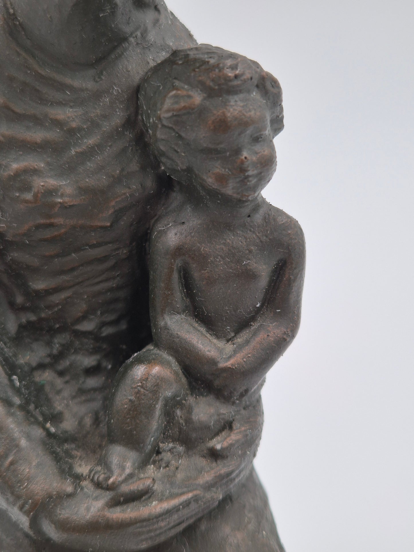 Mother & Child Sculpture – Vintage Nordic Figurine of Love and Warmth