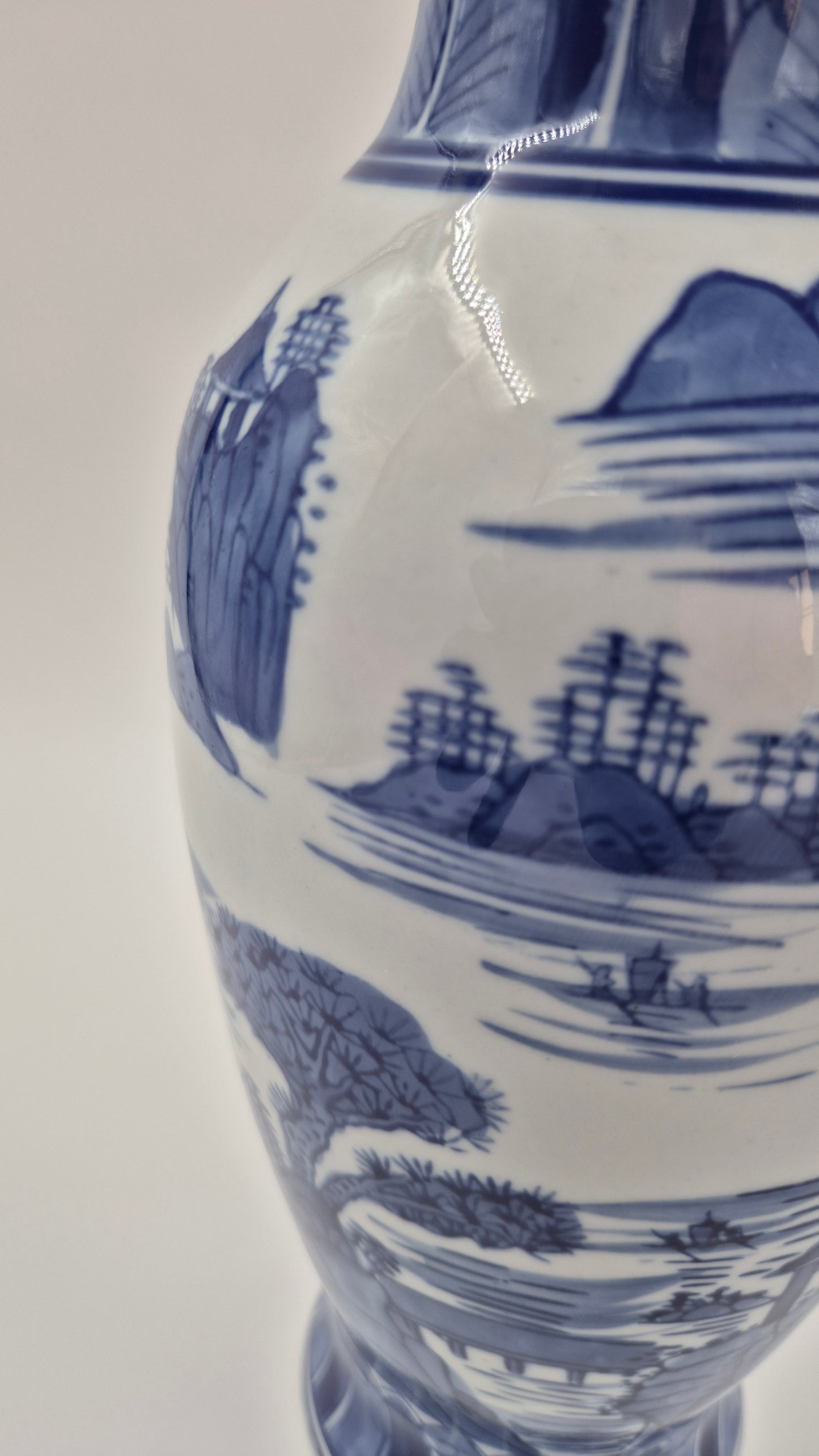 Vintage Chinese Vase H30cm