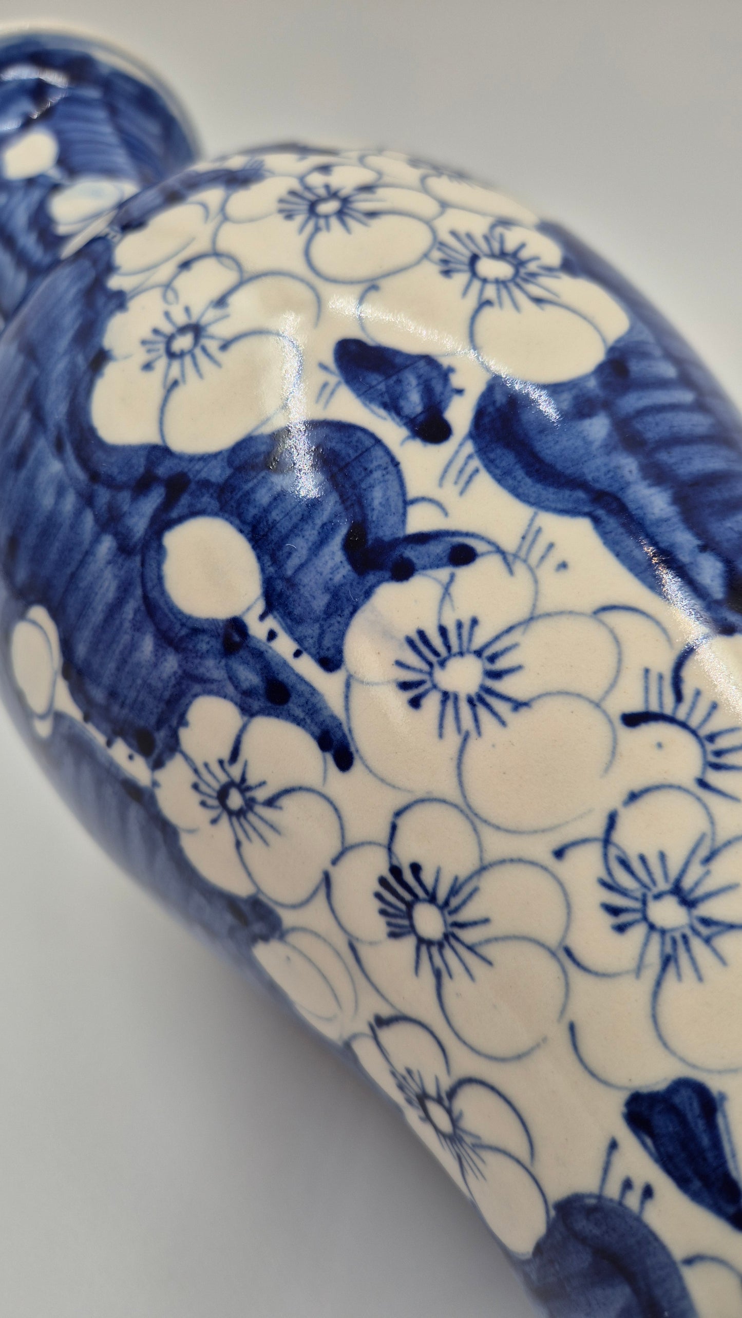 Vintage Chinese-Style Vase H31cm