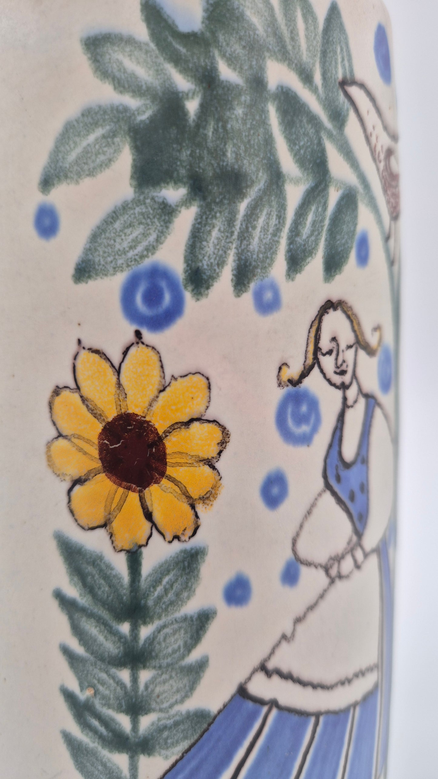 Vintage Kupittaan Savi “Haarikka” stoneware beaker, Gudrun Raunio design, Finland