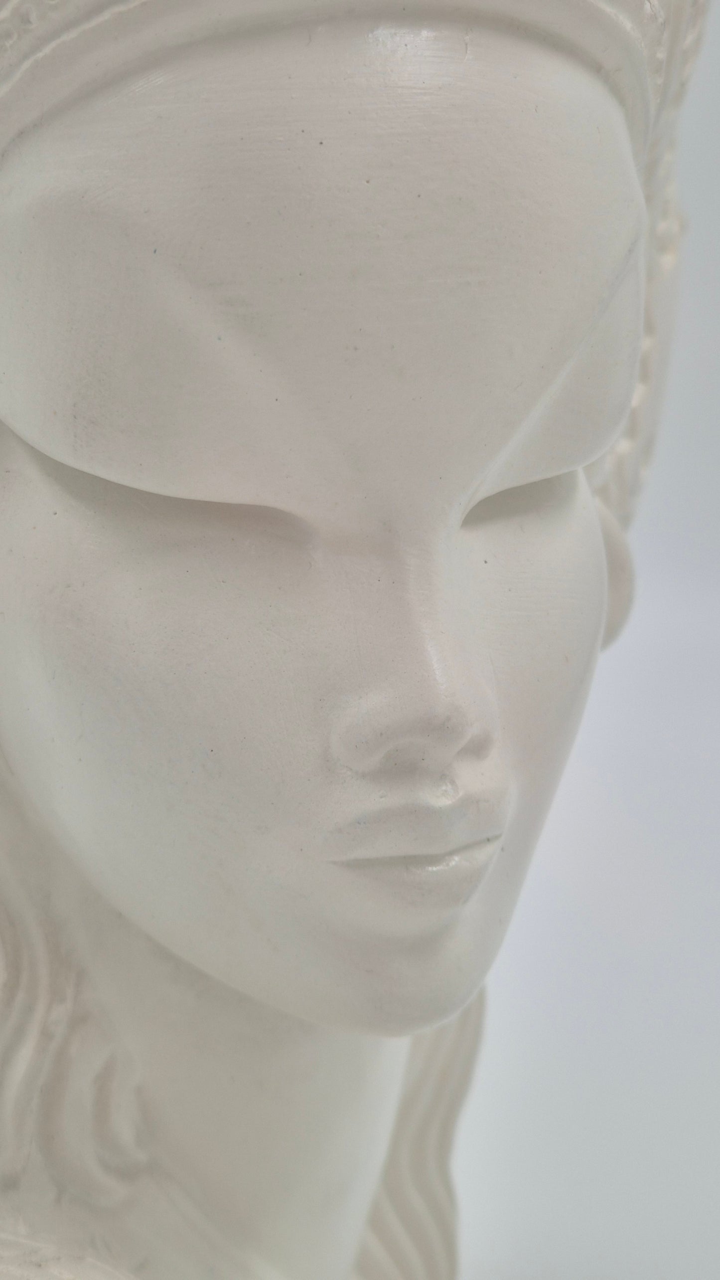 Vintage Balinese Style Bust Sculpture – Hand-Carved, Signed “SUOMI”