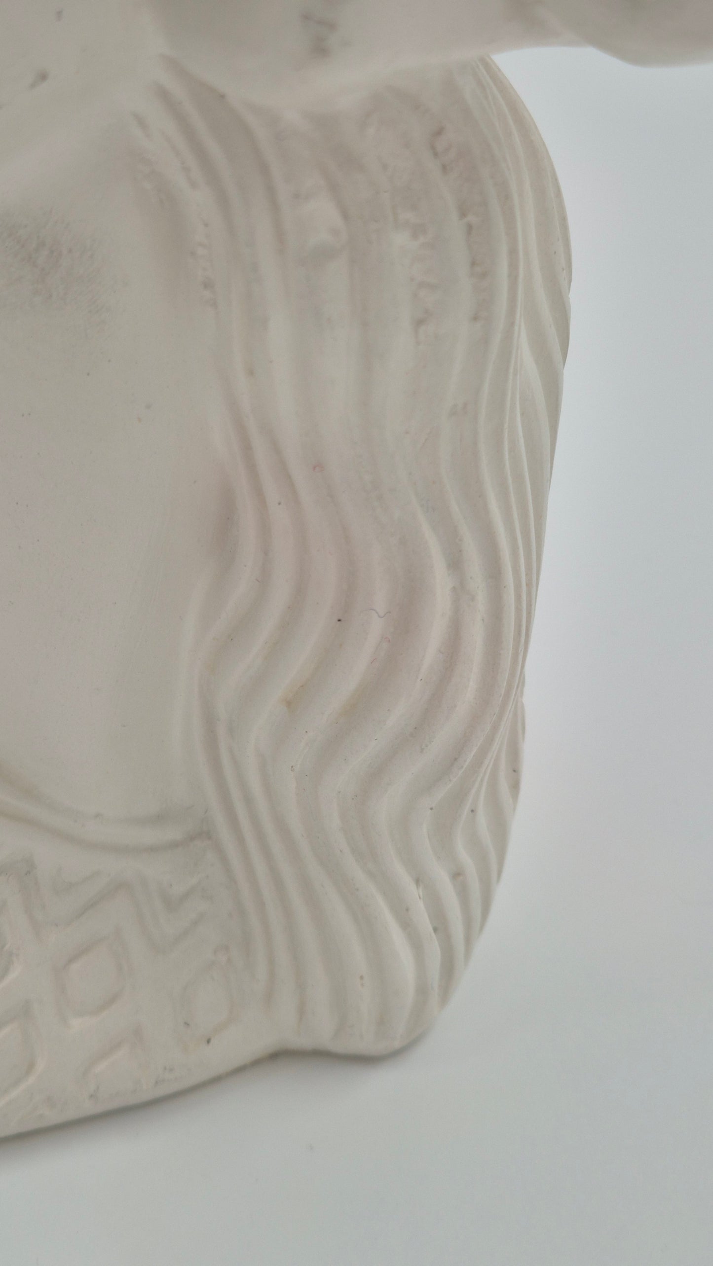 Vintage Balinese Style Bust Sculpture – Hand-Carved, Signed “SUOMI”