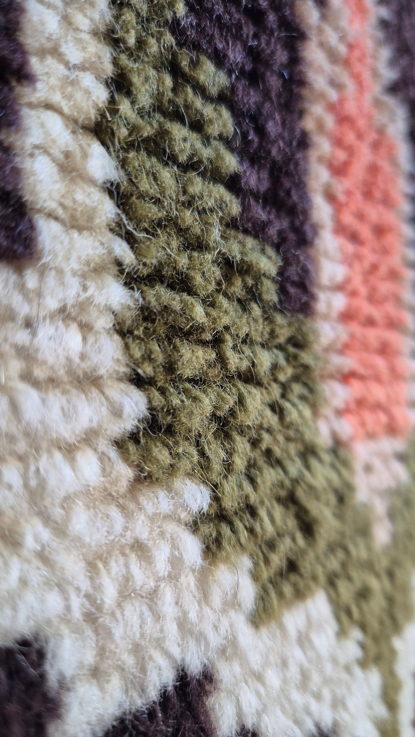 Vintage Finnish Wall Rug “Elämän puu” – Design by Aino Backman