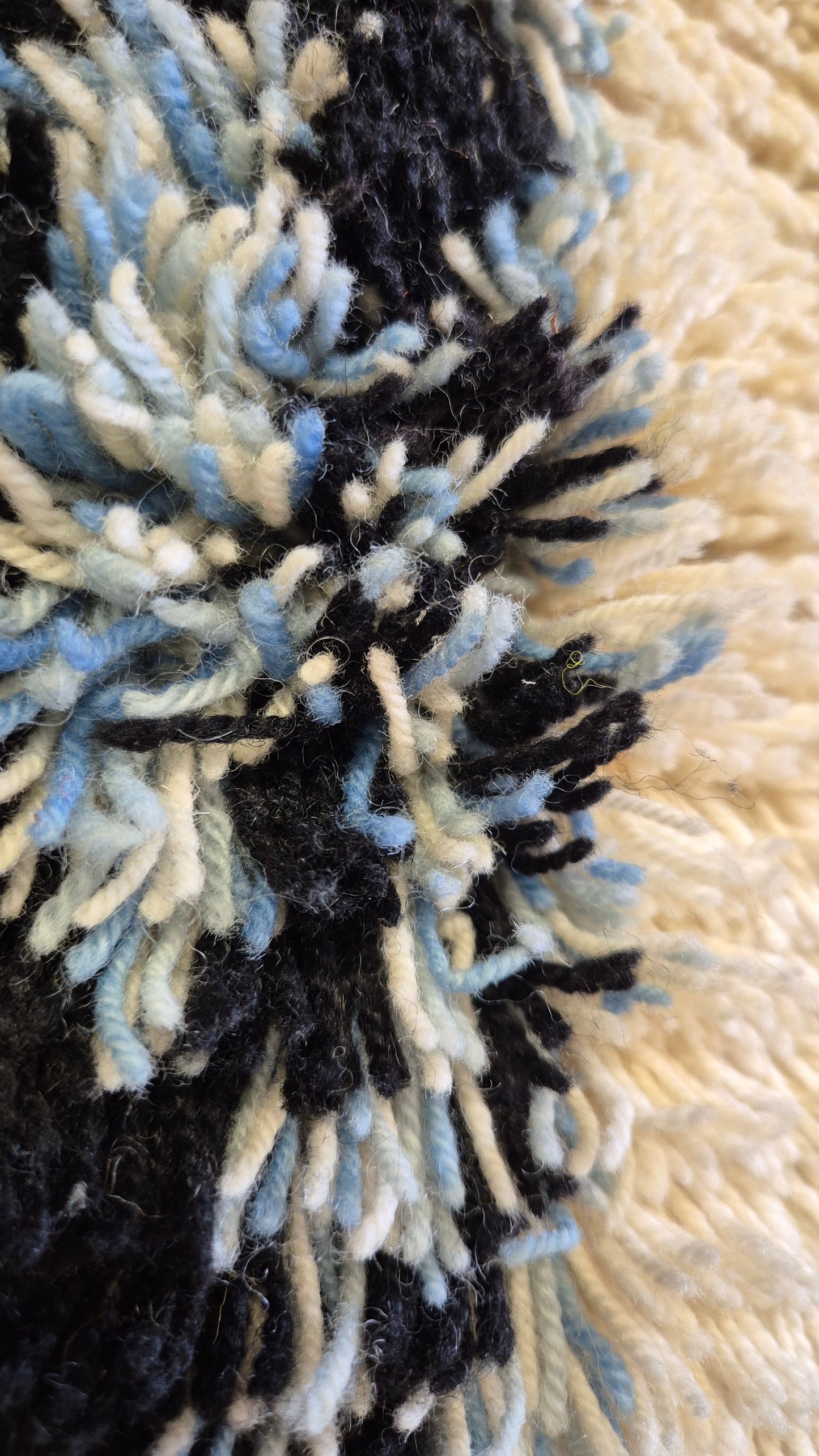 Vintage Finnish Wall Rug by Kirsti Iivessalo – Scandinavian Textile Art