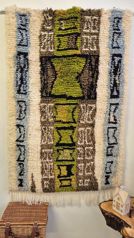 Vintage Finnish Wall Rug by Kirsti Iivessalo – Scandinavian Textile Art