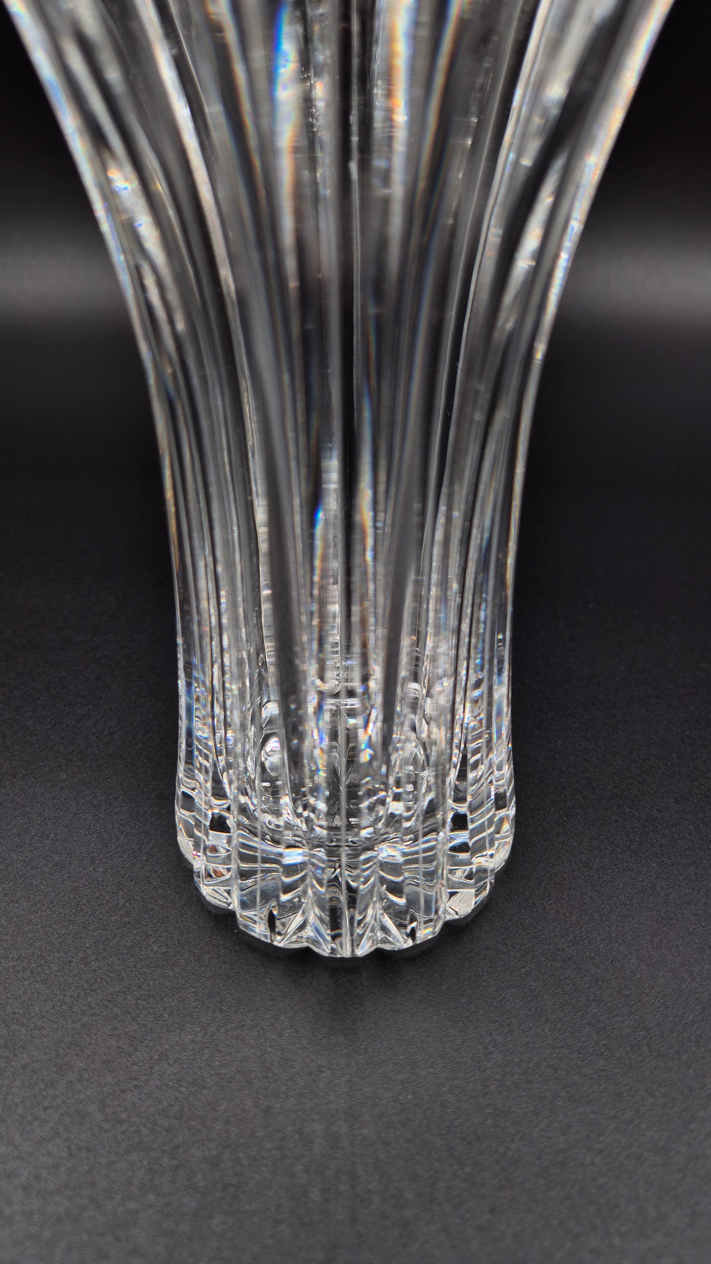 Riihimäen Lasi Crystal Vase by Aimo Okkolin – Finnish Mid-Century Design