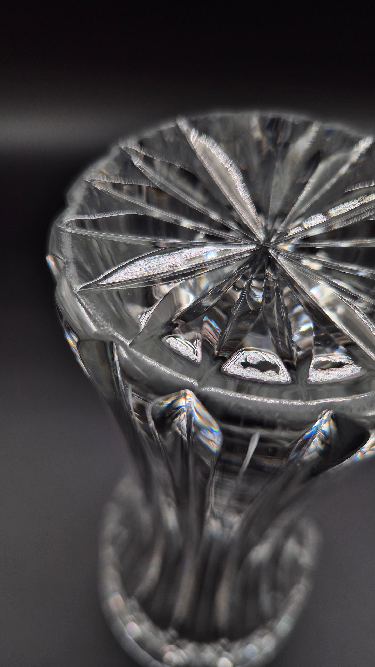 Riihimäen Lasi Crystal Vase by Aimo Okkolin – Finnish Mid-Century Design