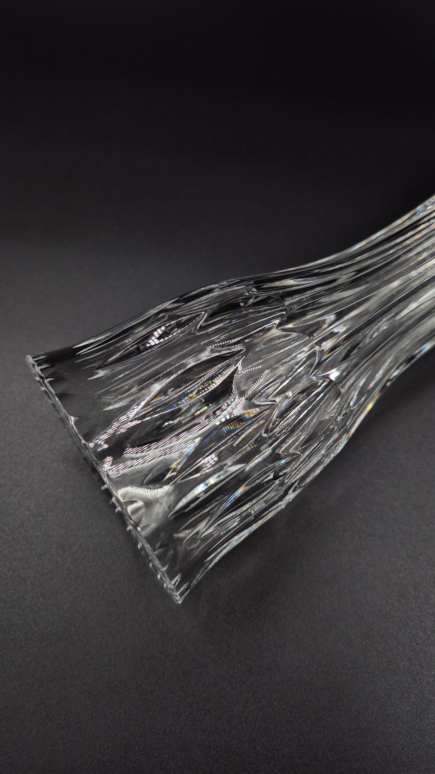 Riihimäen Lasi Crystal Vase by Aimo Okkolin – Finnish Mid-Century Design