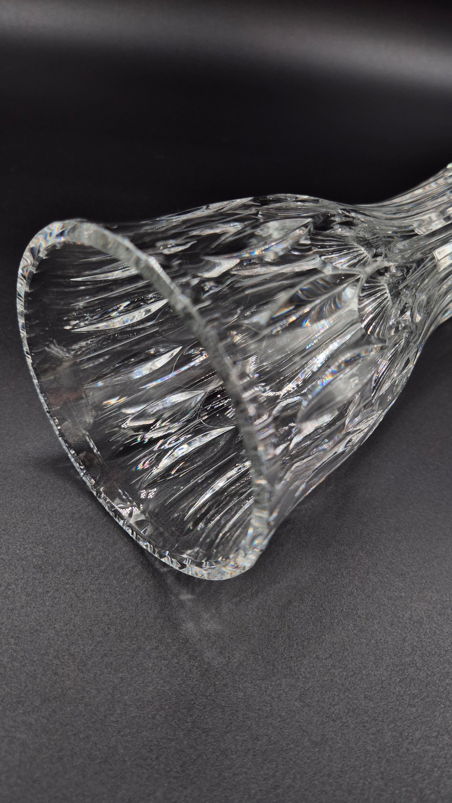 Riihimäen Lasi Crystal Vase by Aimo Okkolin – Finnish Mid-Century Design