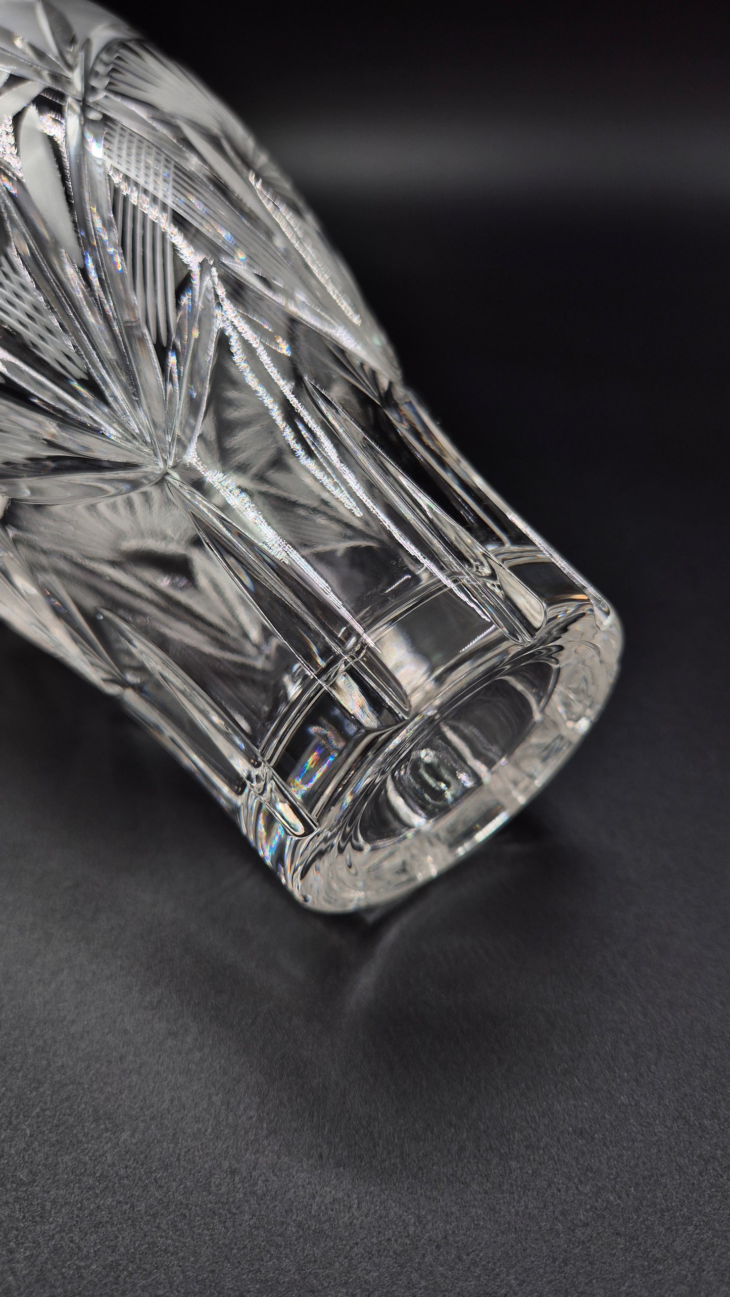 Vintage Crystal Vase – Elegant Cut Glass
