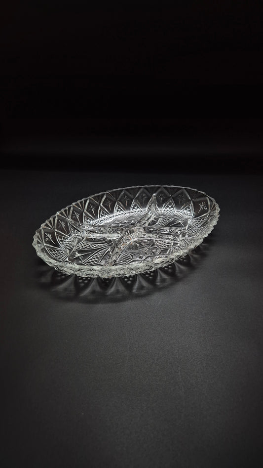 Vintage French Glass Partition Plate – 4-Section Serving Dish (28.5 cm)