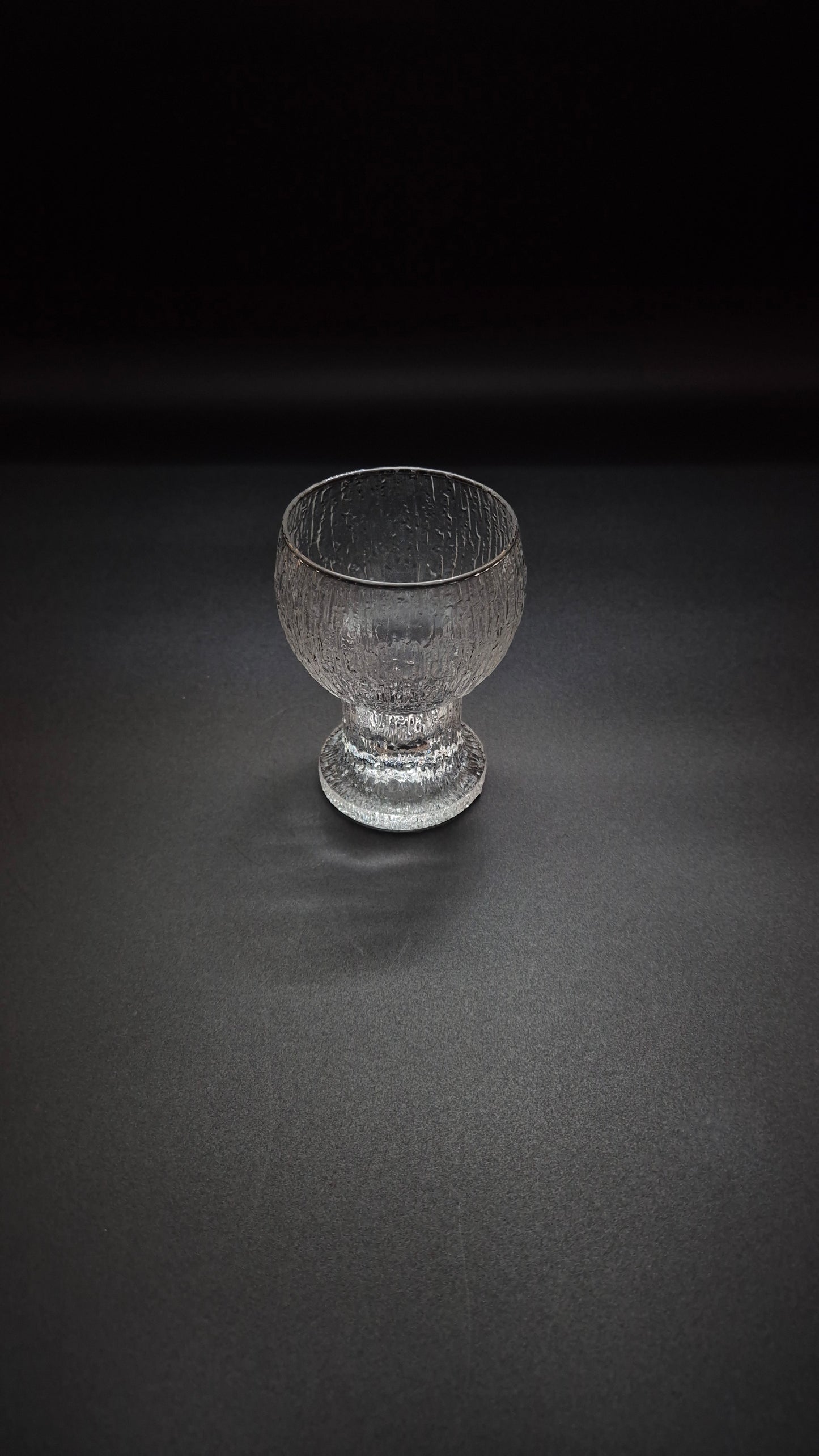 Iittala Kekkerit White Wine Glasses by Timo Sarpaneva (1973–1986)