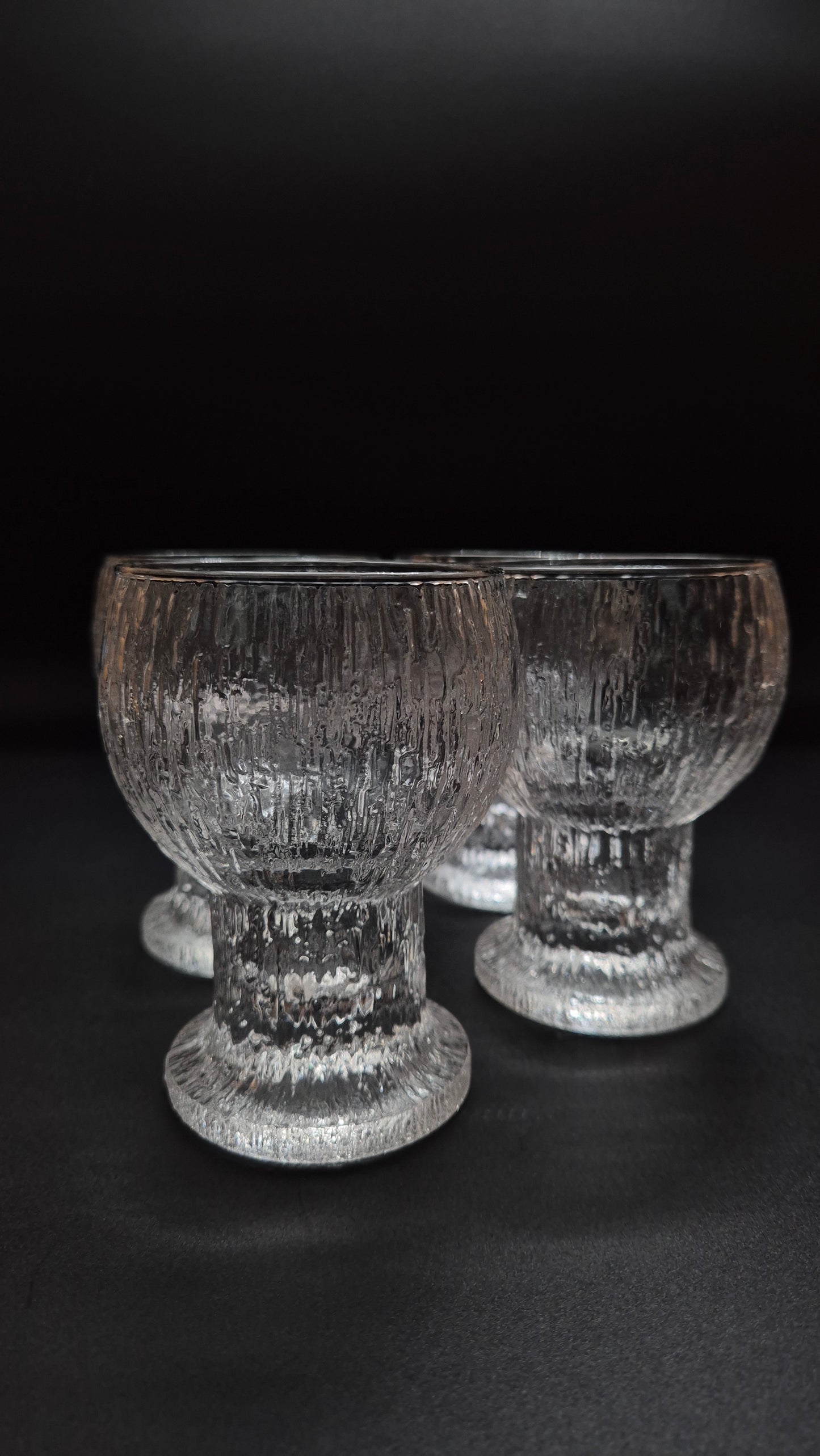 Iittala Kekkerit White Wine Glasses by Timo Sarpaneva (1973–1986)