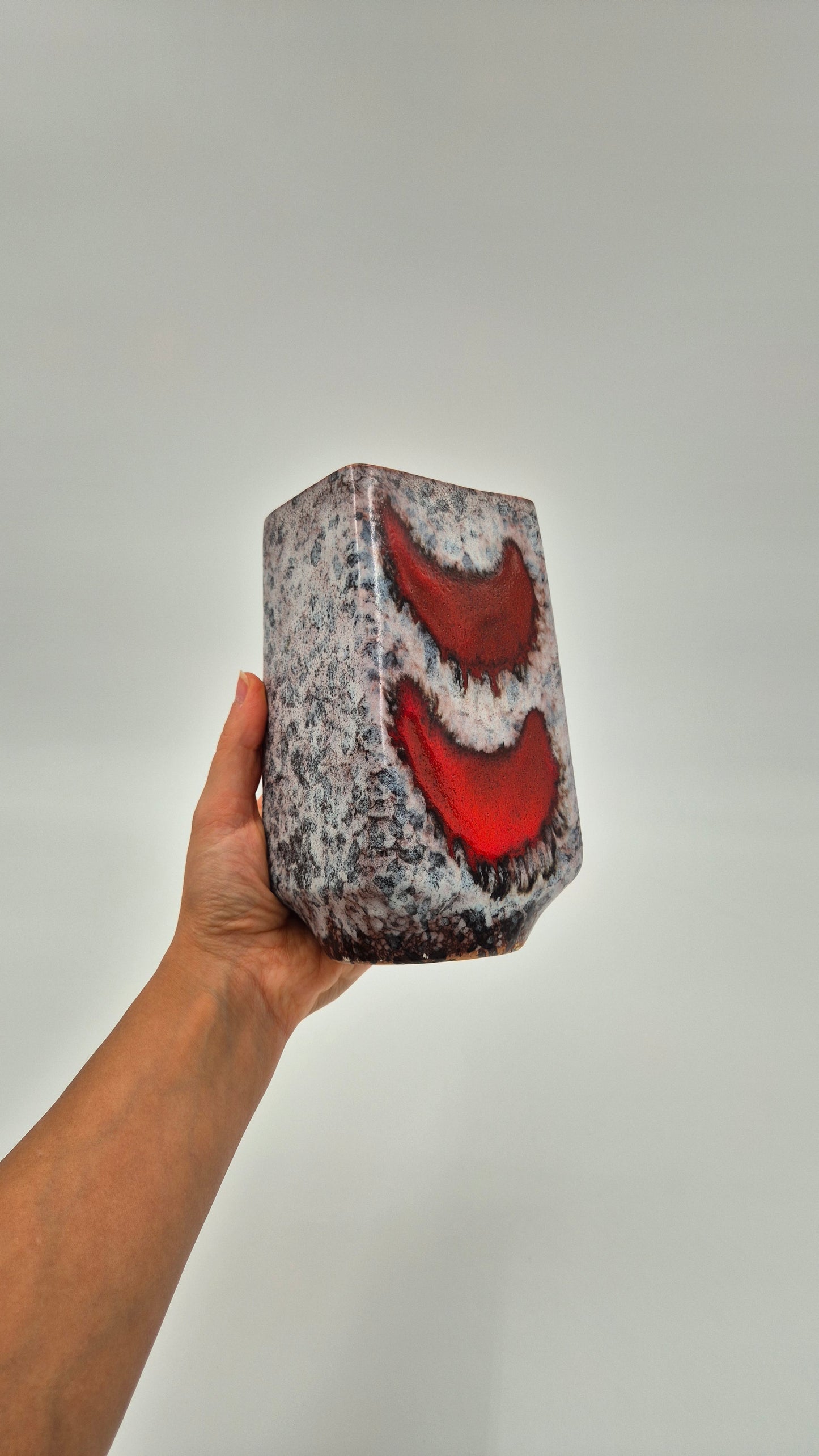 Vintage Strehla vaas – elegant Duits glas uit het midden van de vorige eeuw