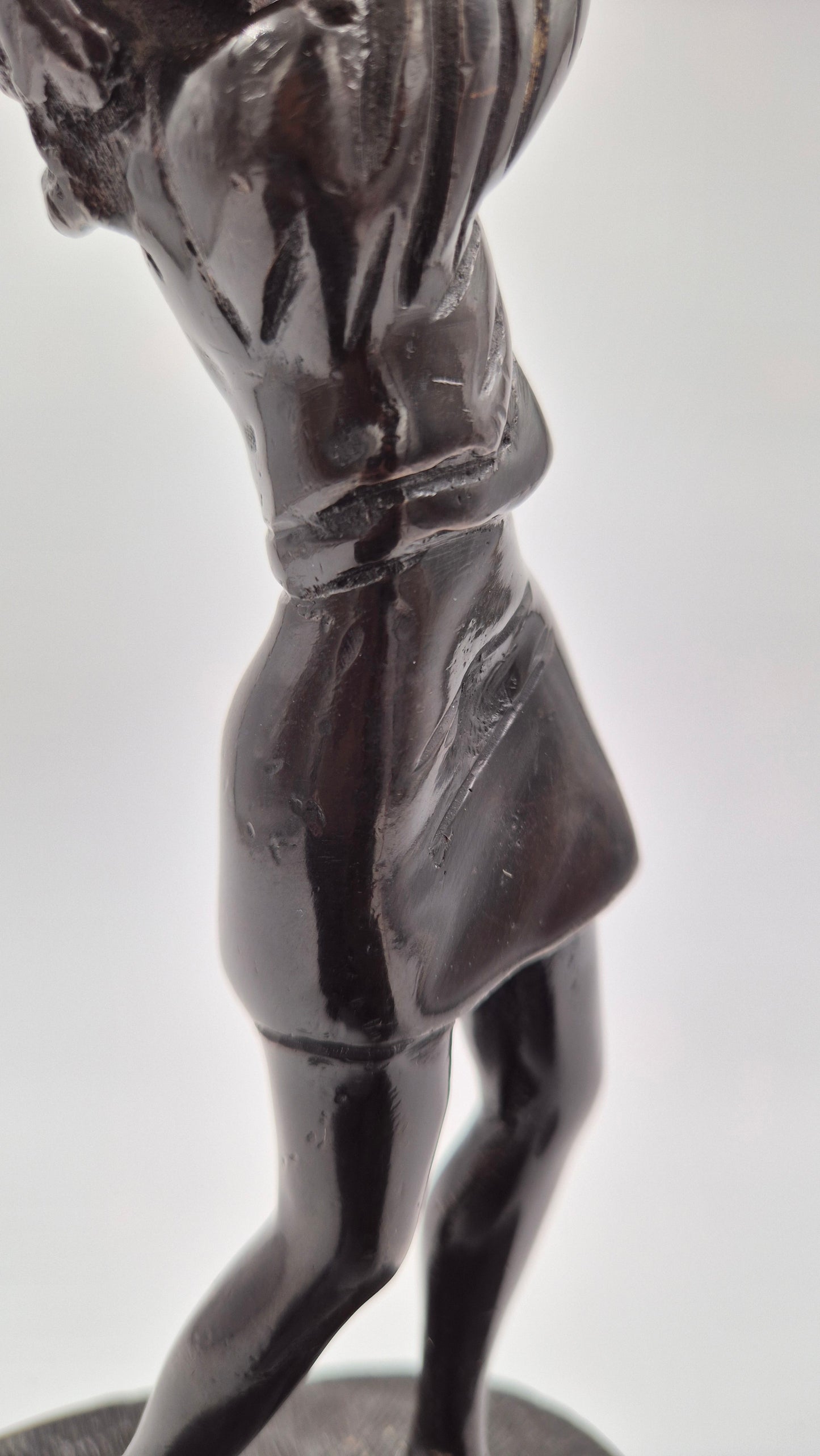 Vintage Bronze Female Golfer Figurine – Mid-Century Sports Sculpture